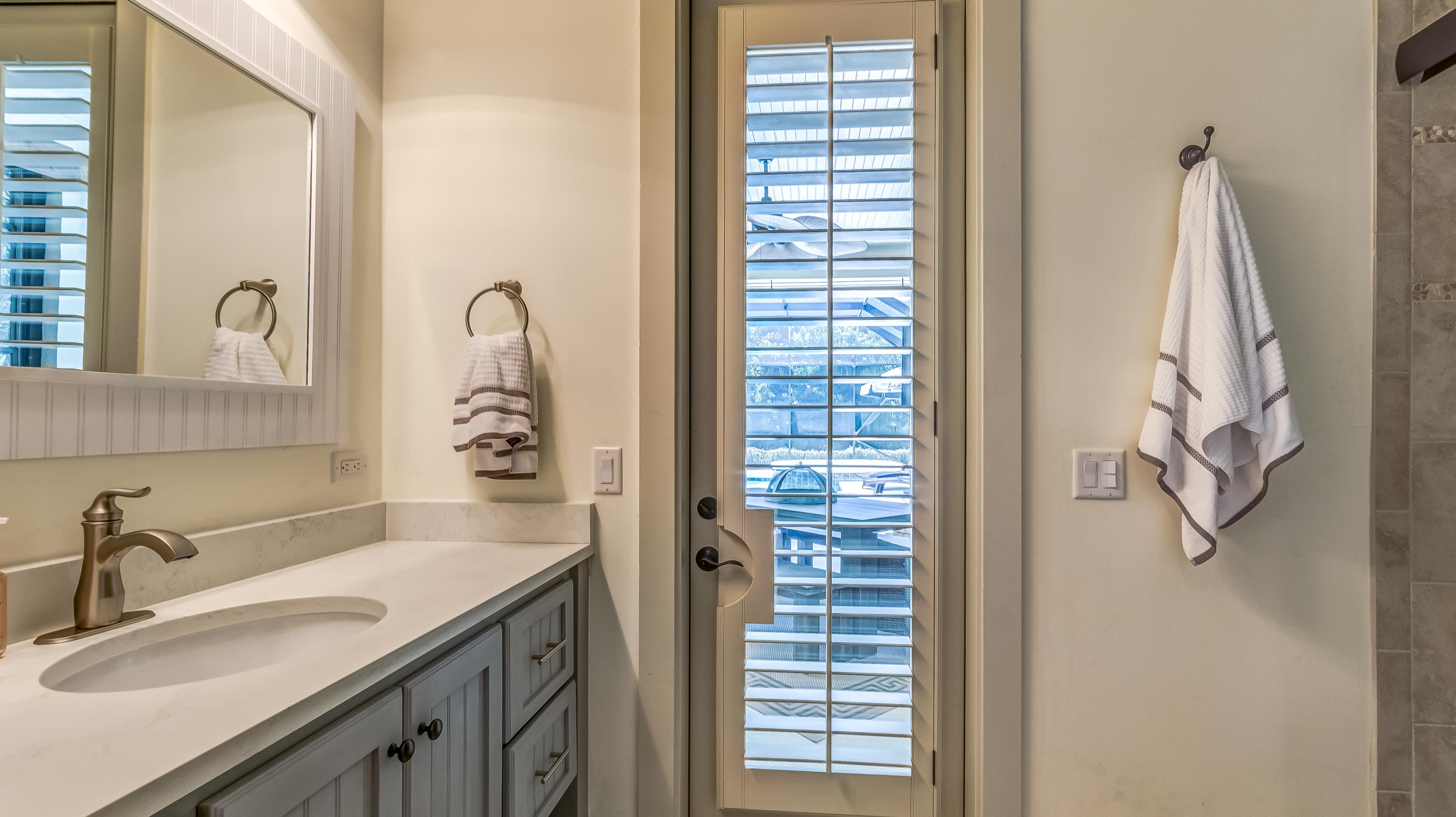SEABREEZE 1ST ADDN - Residential