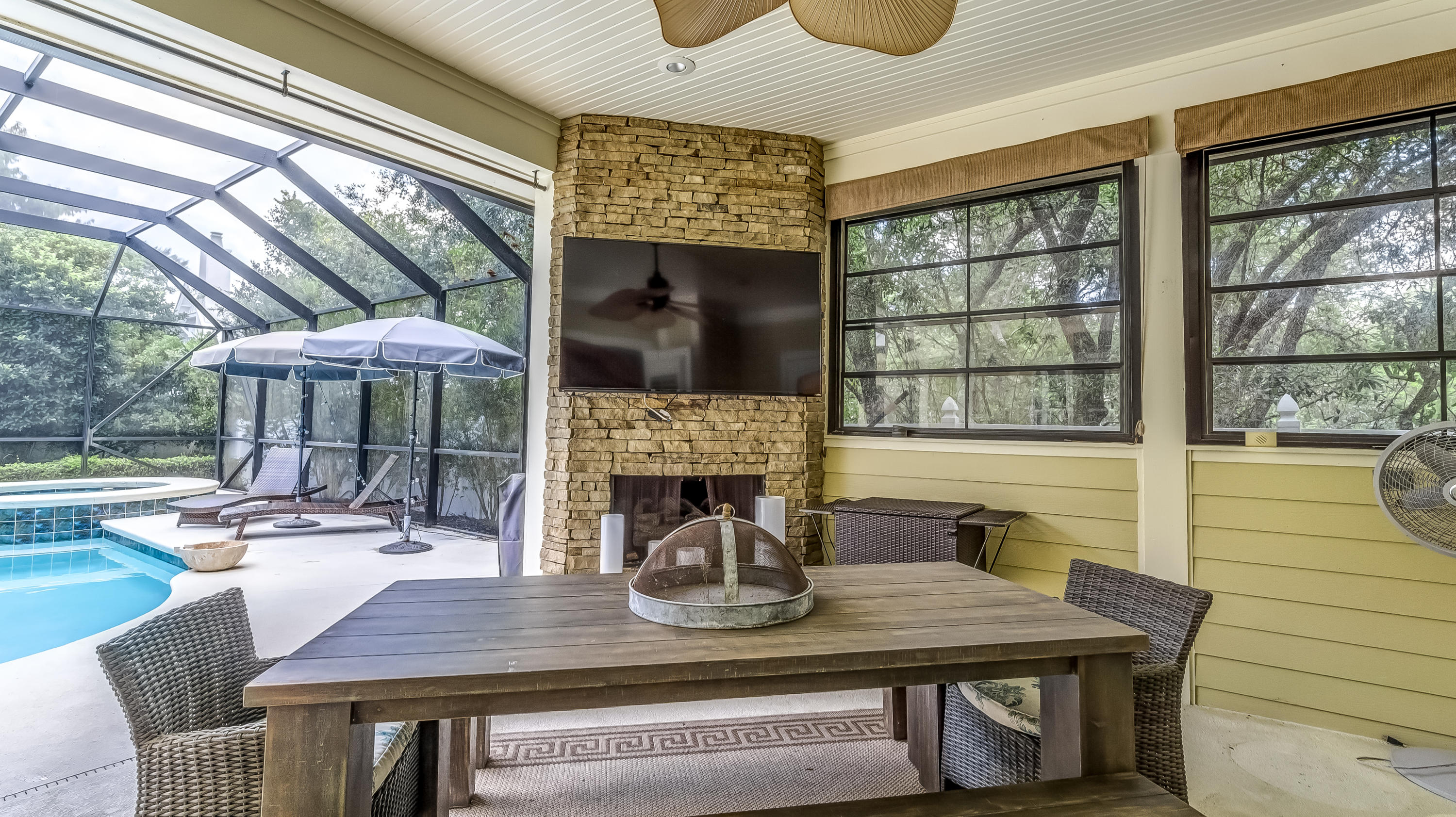 SEABREEZE 1ST ADDN - Residential