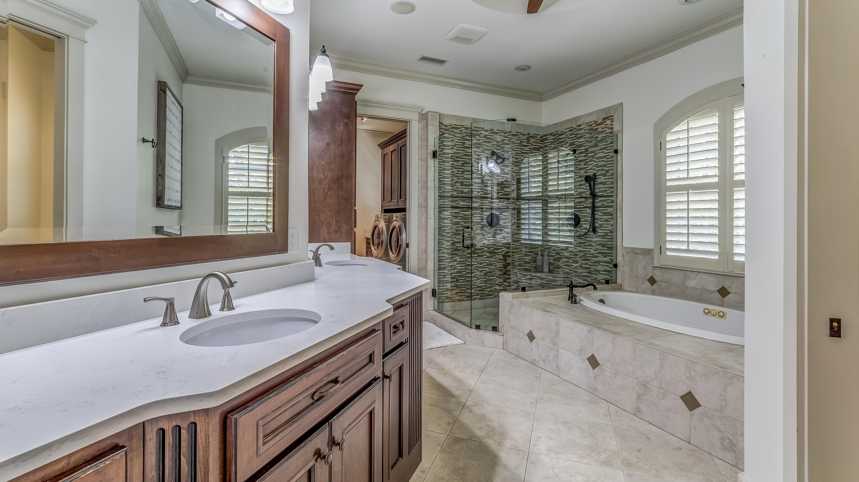 SEABREEZE 1ST ADDN - Residential