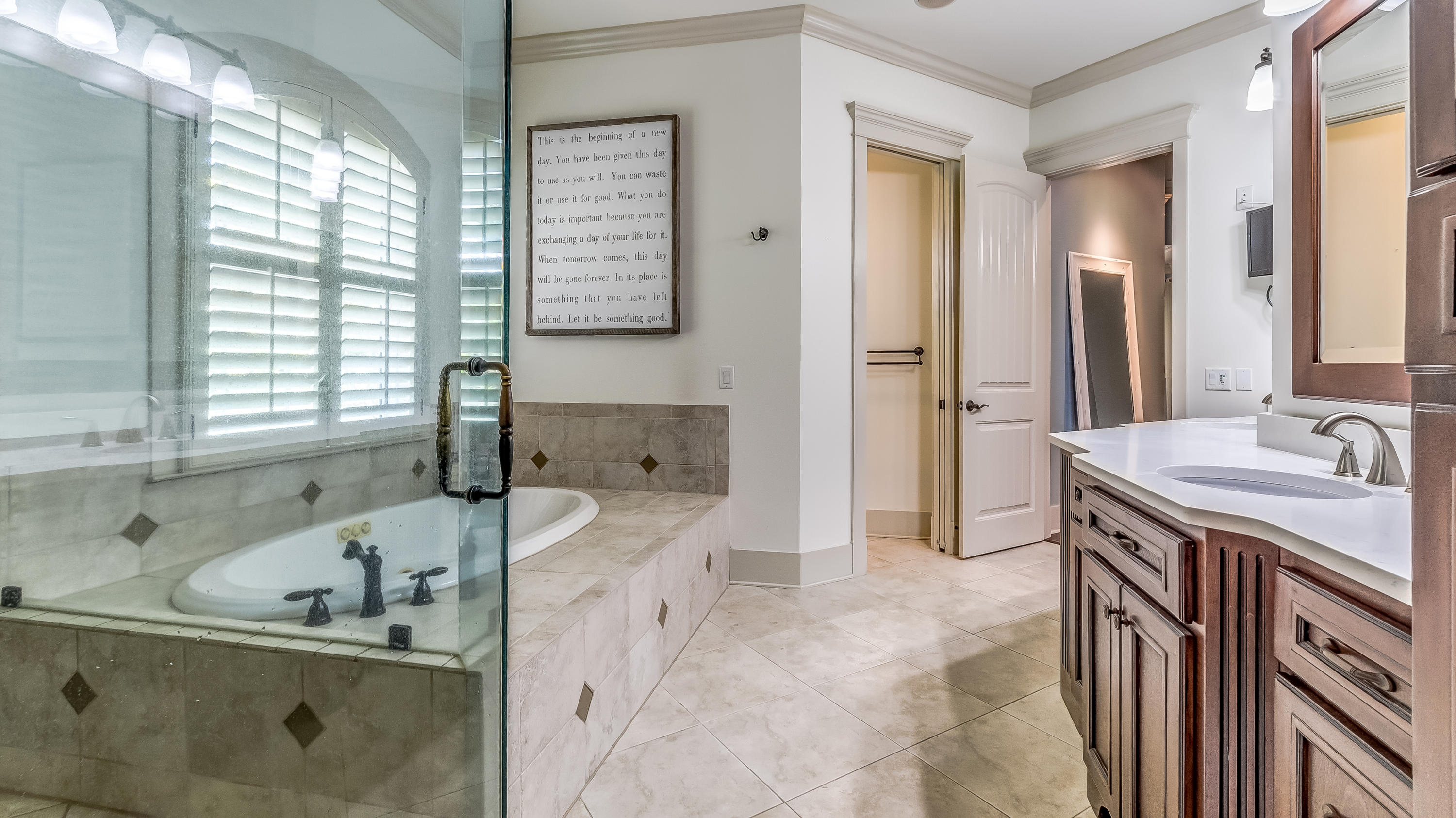 SEABREEZE 1ST ADDN - Residential