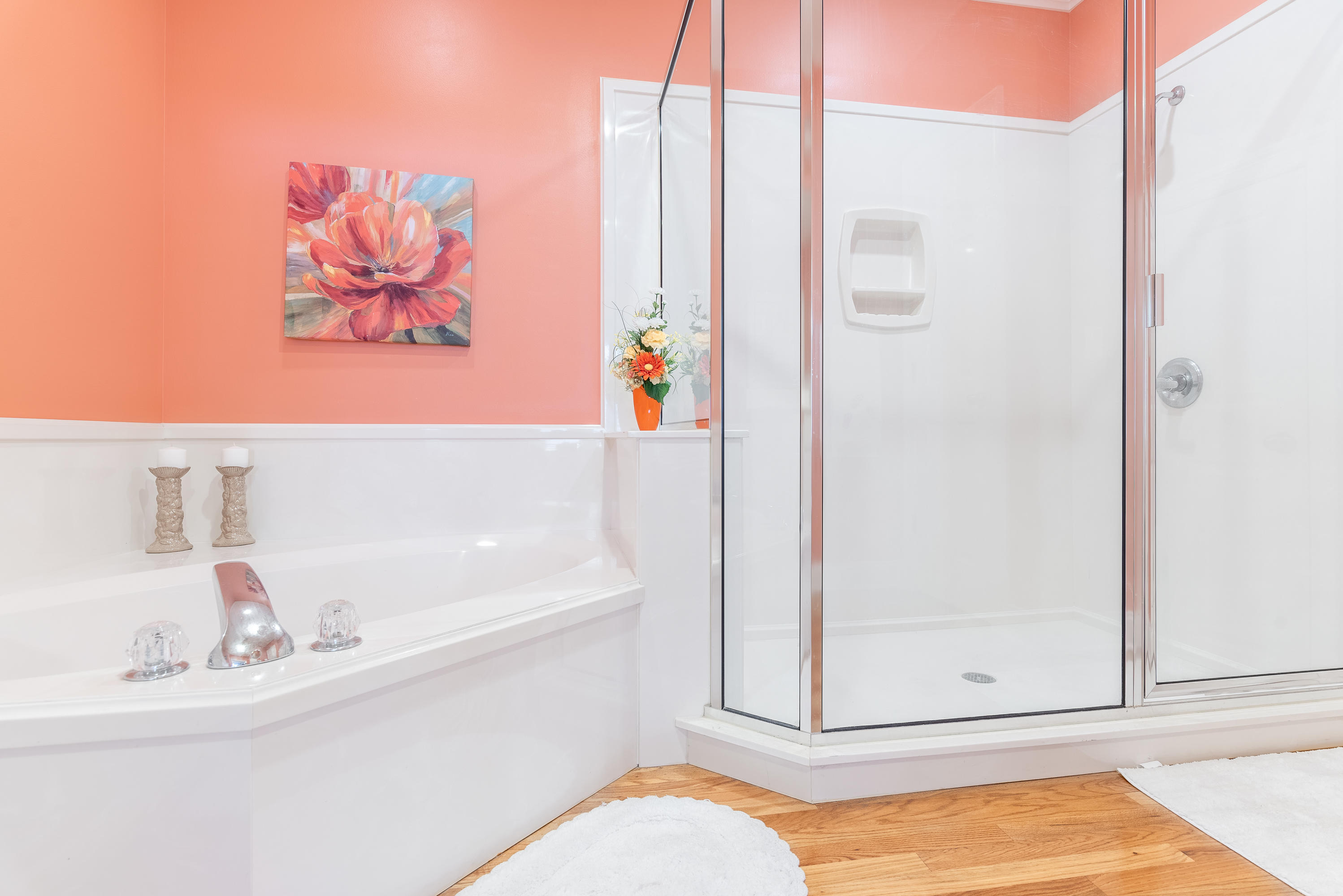 CRYSTAL LAKE - Residential