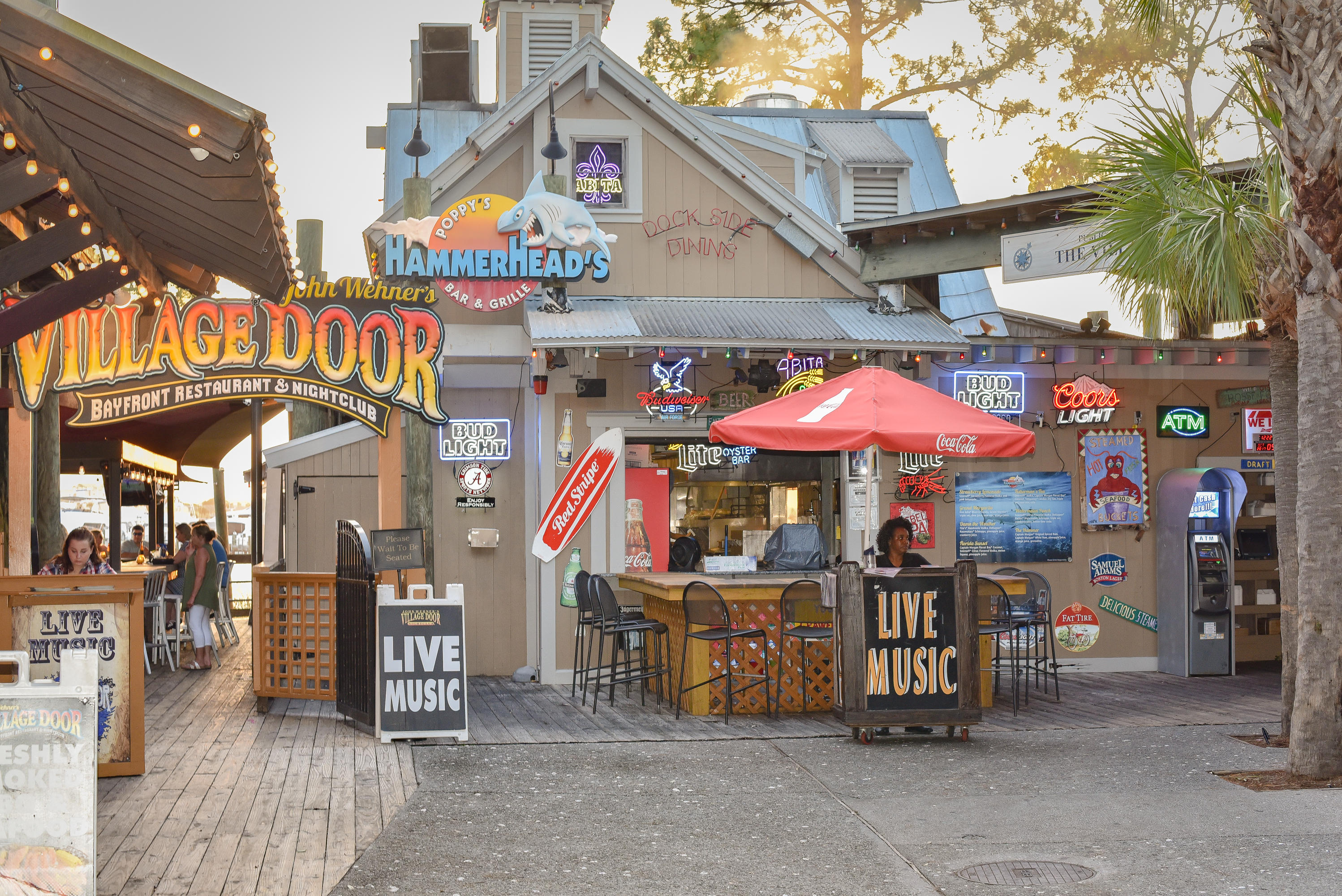 CRYSTAL LAKE - Residential