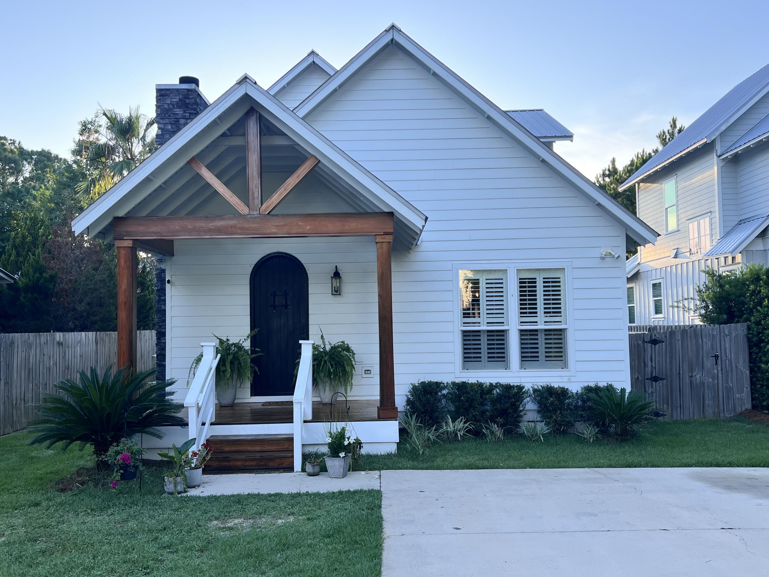 Bayshore Pines - Residential
