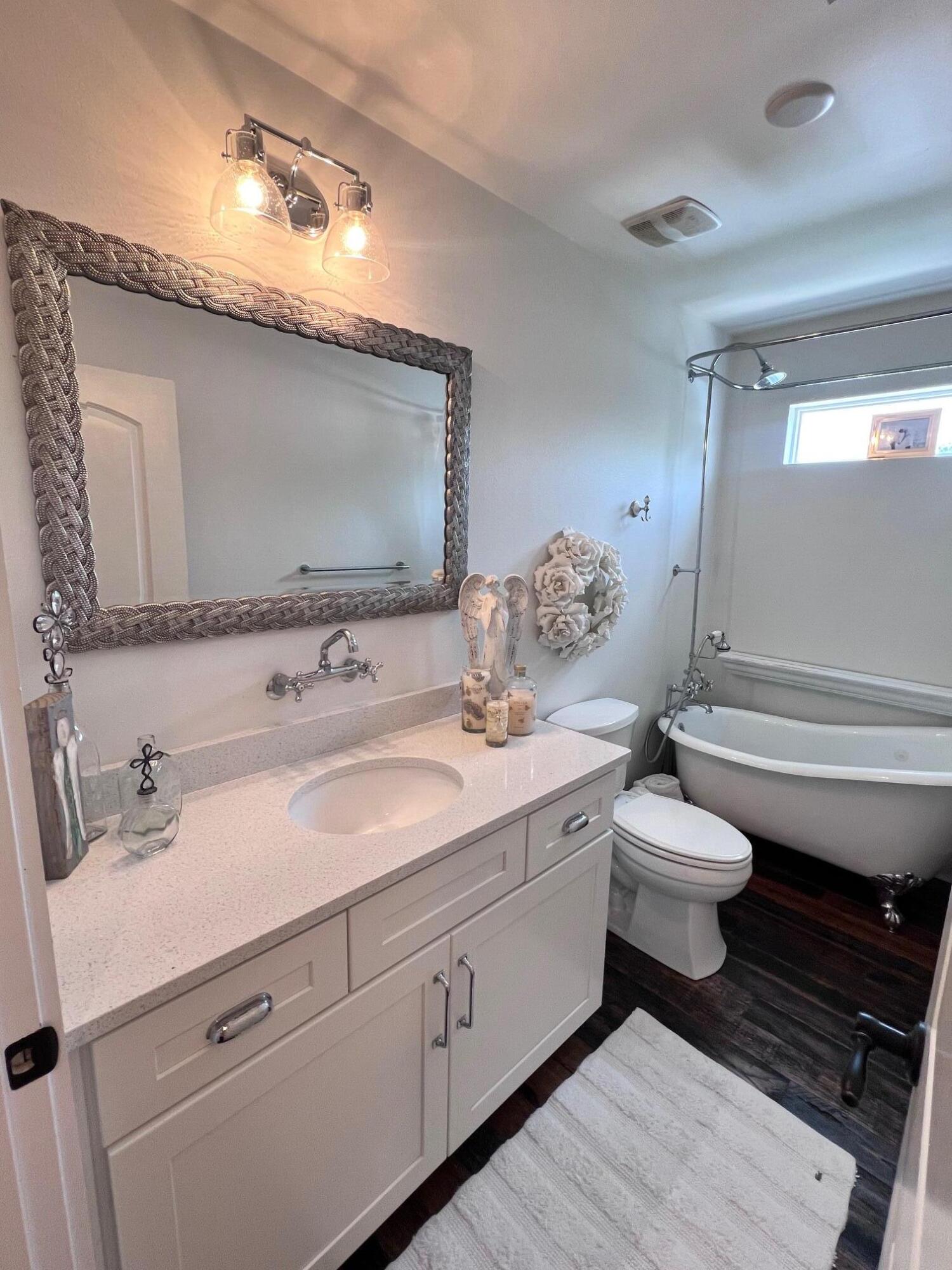 Bayshore Pines - Residential
