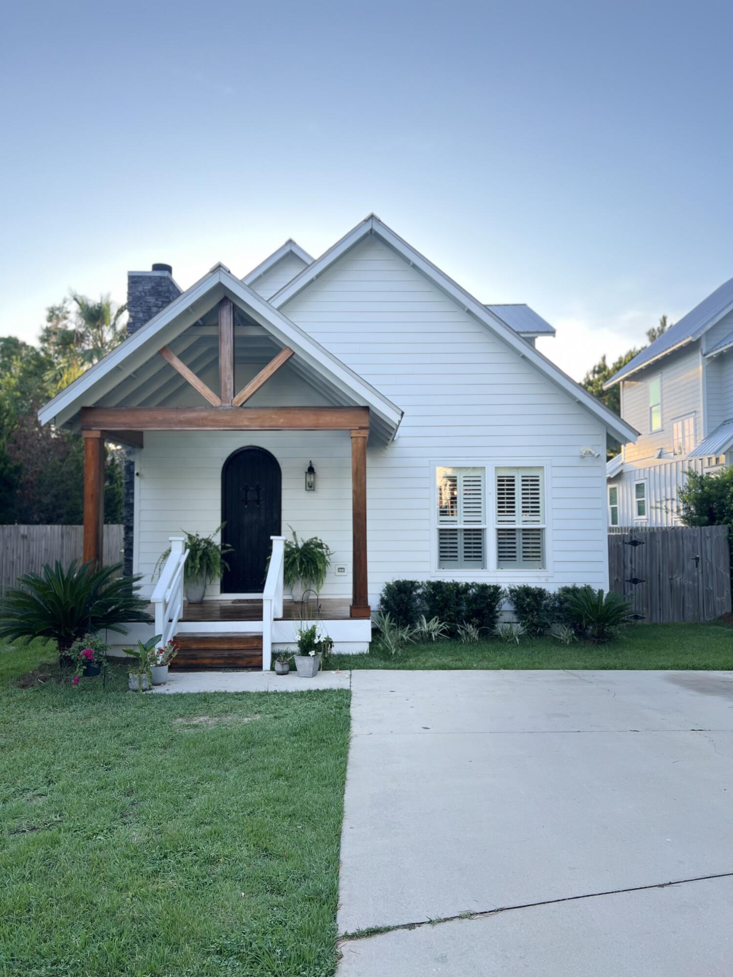 Bayshore Pines - Residential