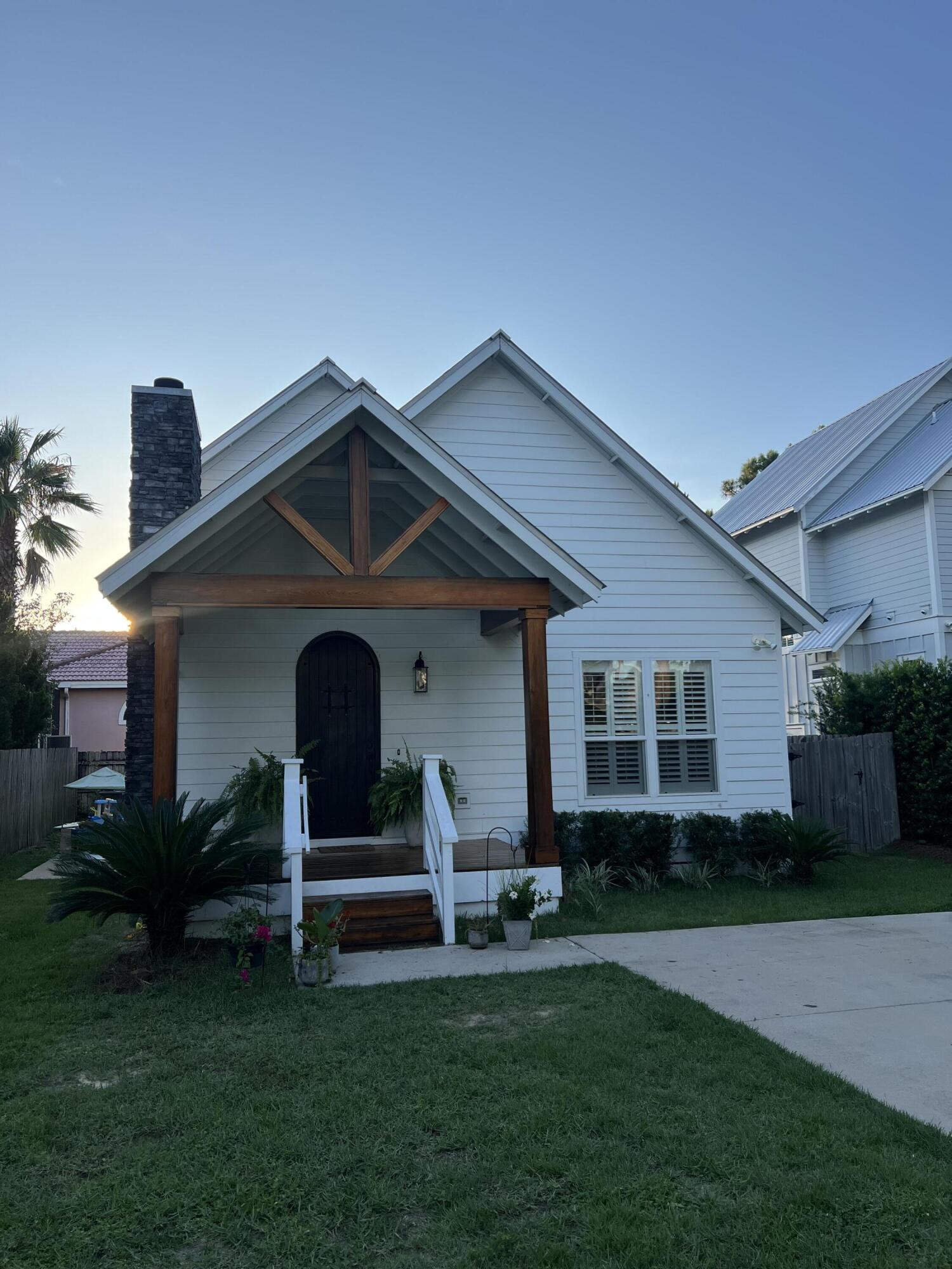 Bayshore Pines - Residential