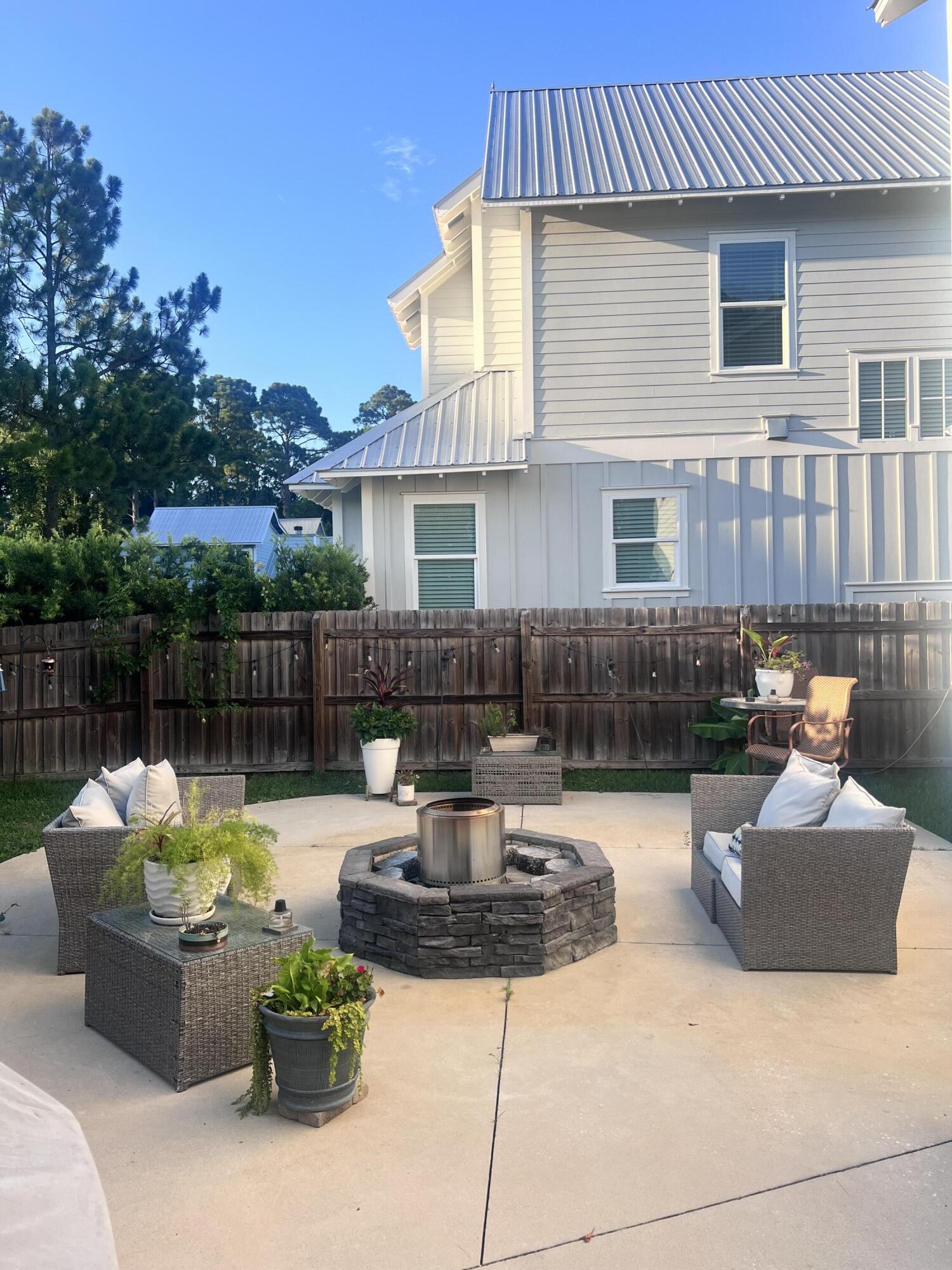 Bayshore Pines - Residential
