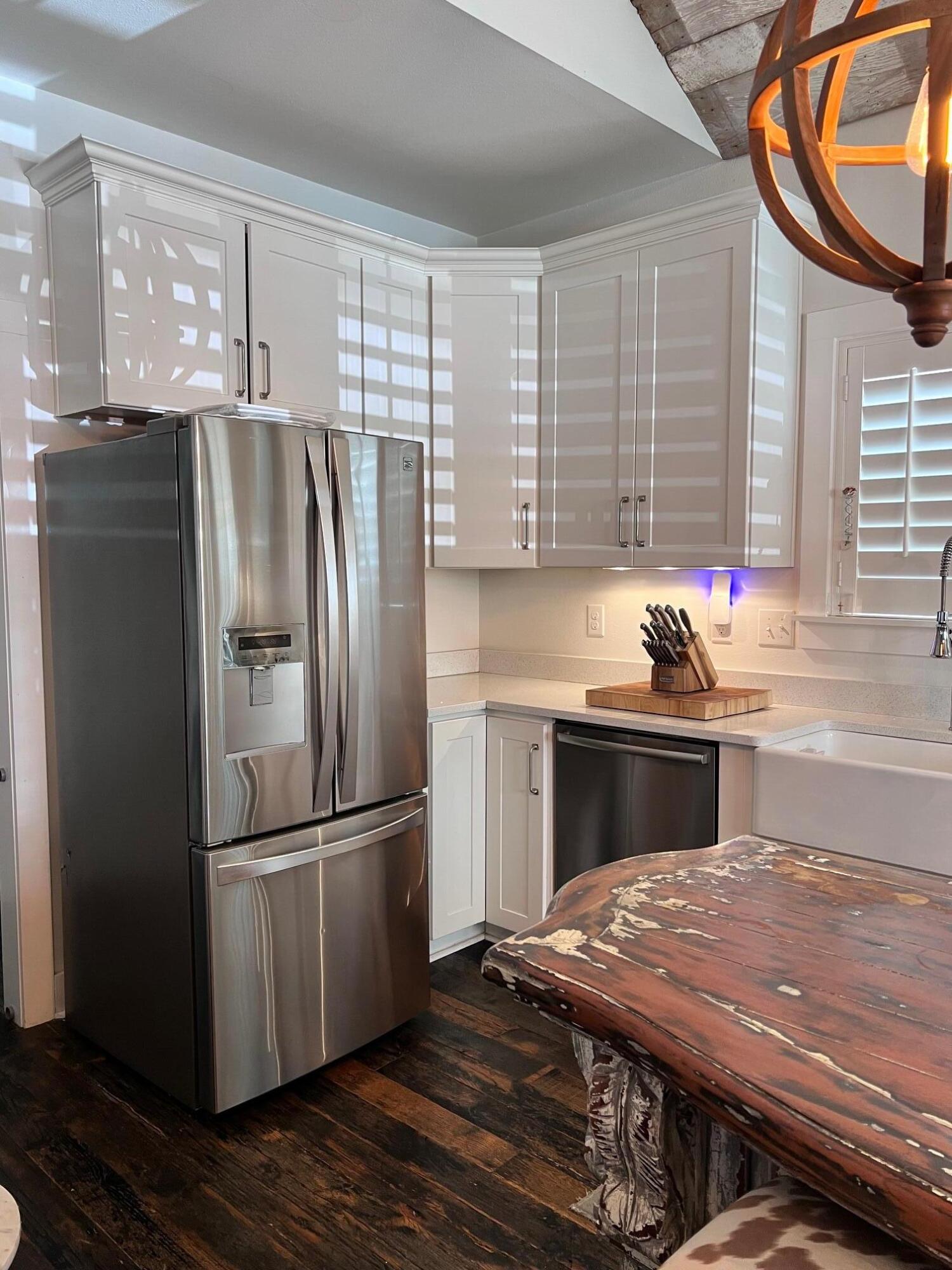 Bayshore Pines - Residential