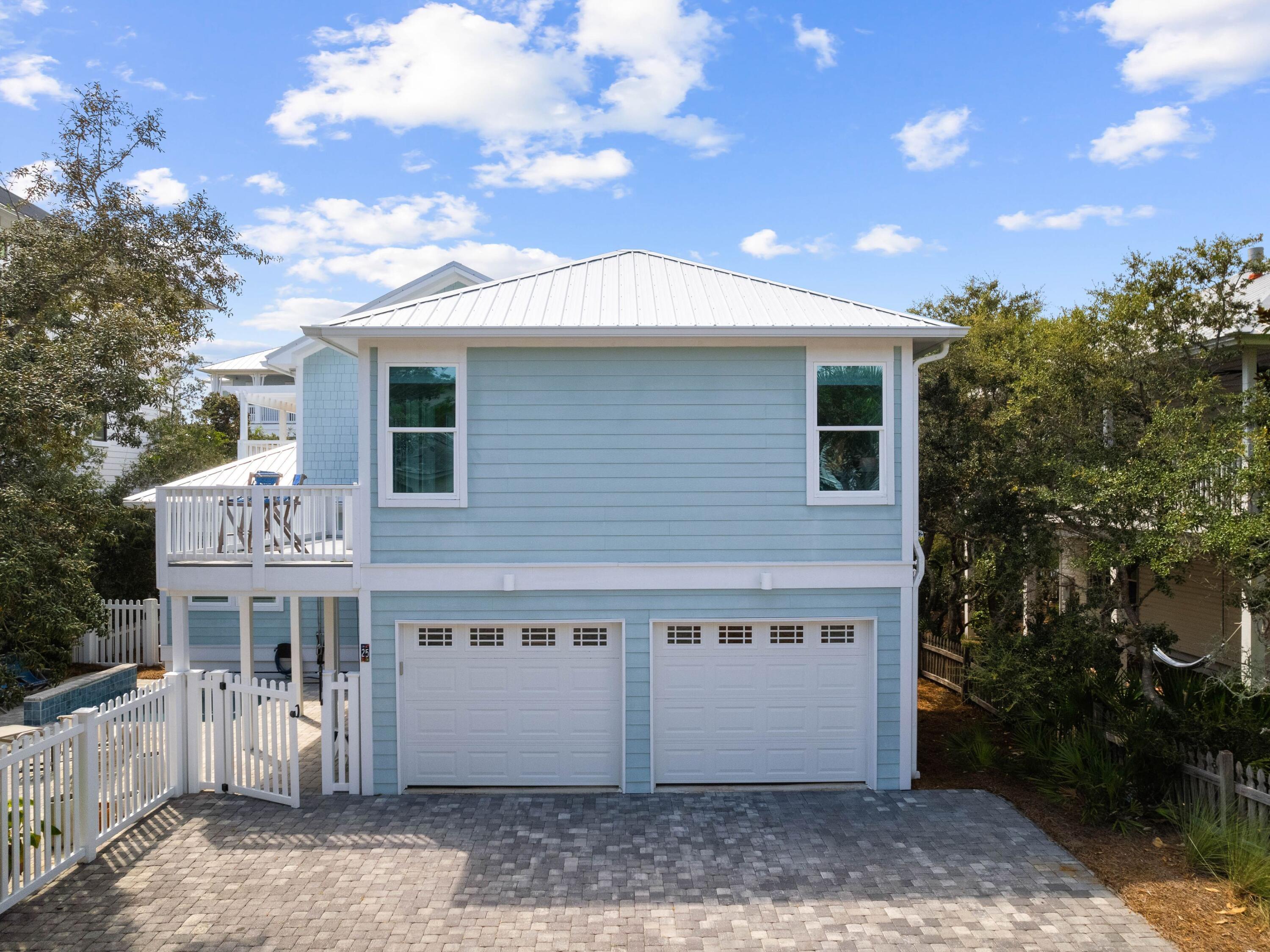 OLD FLORIDA BEACH - Residential
