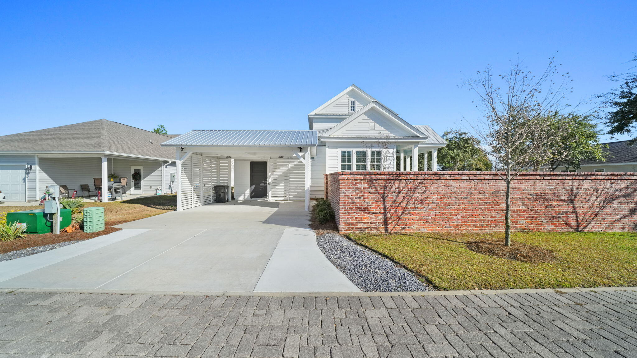 OWL'S HEAD - Residential