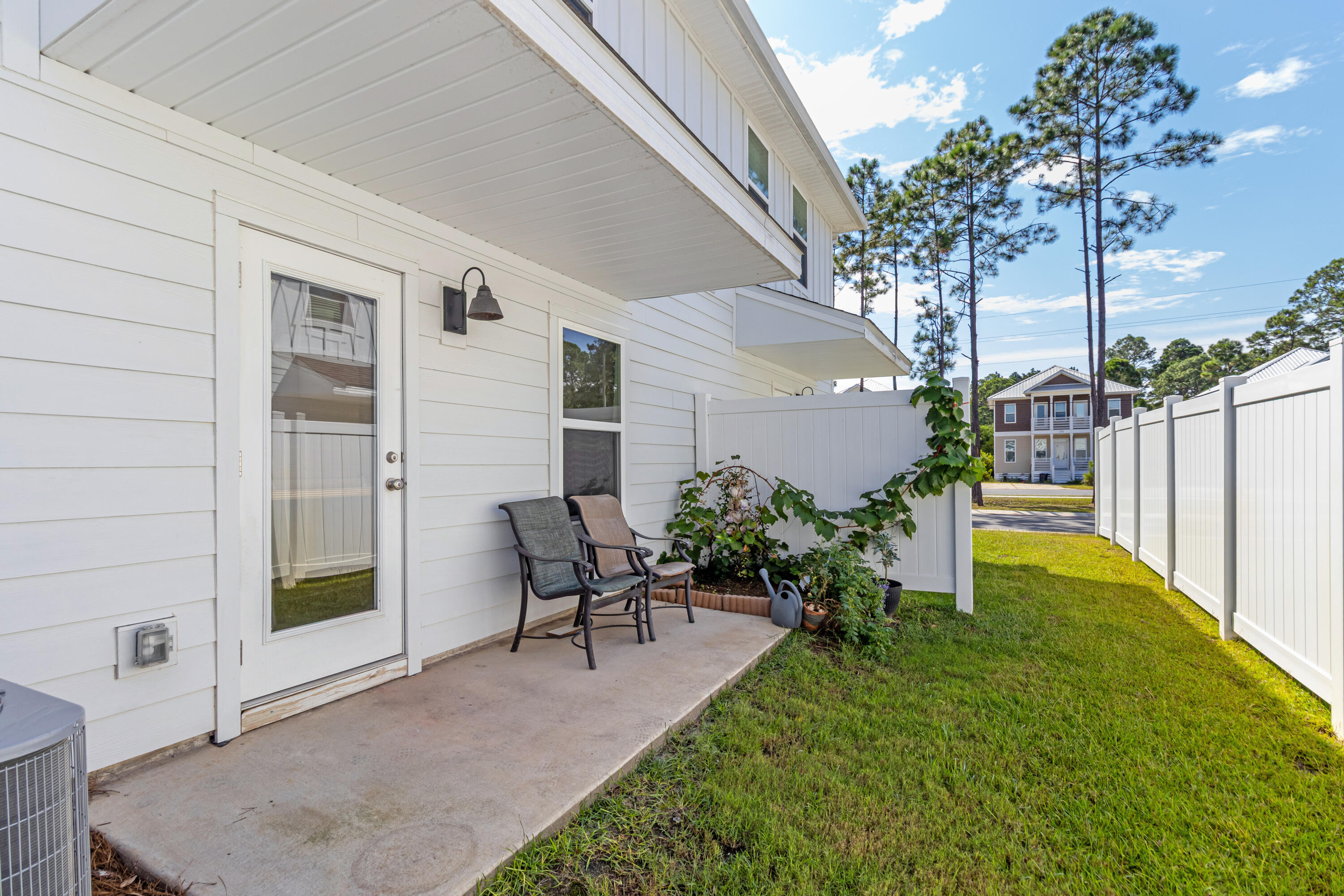 Hawk's Landing Townhomes - Residential