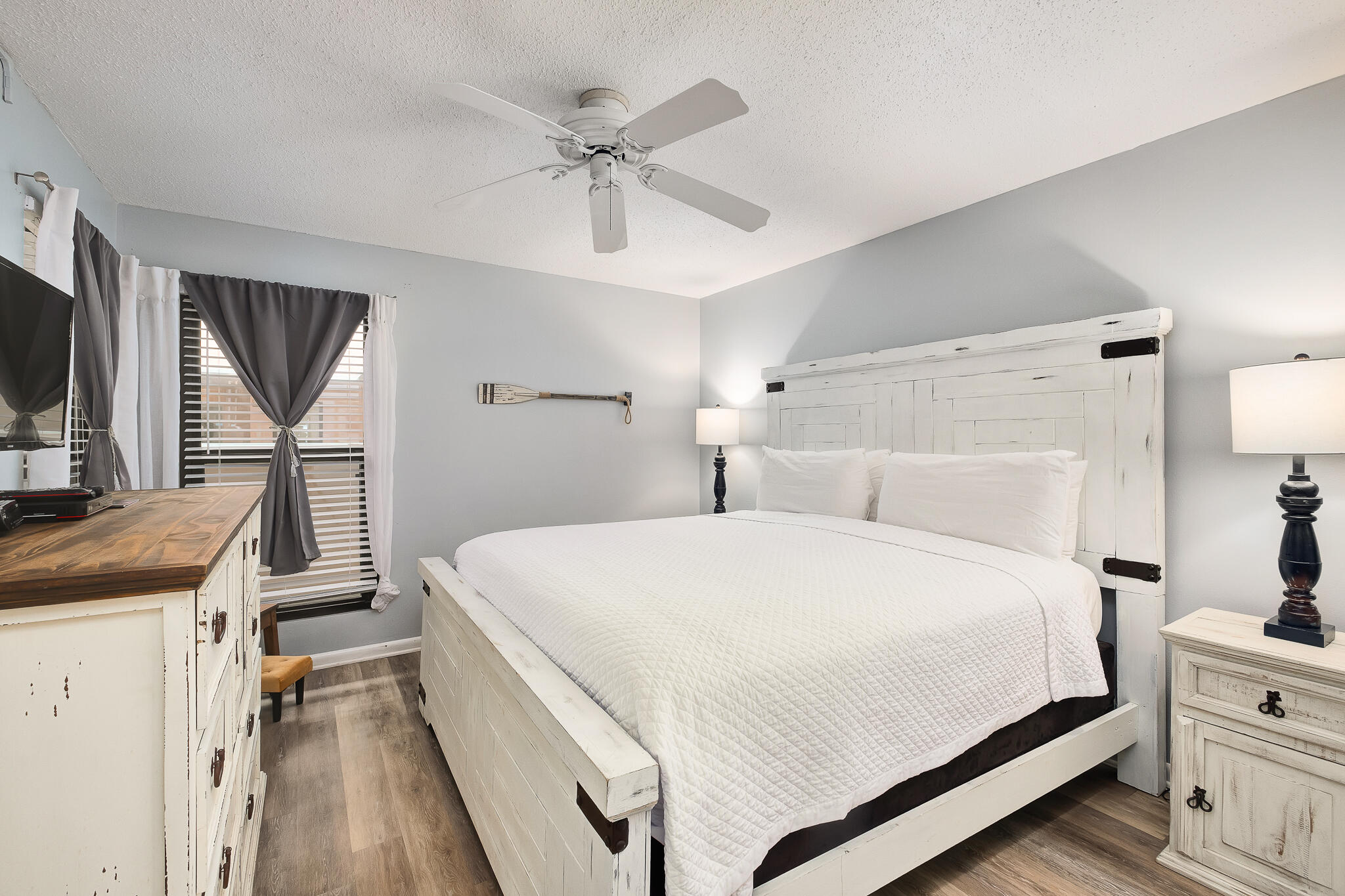 JETTY EAST CONDO - Residential