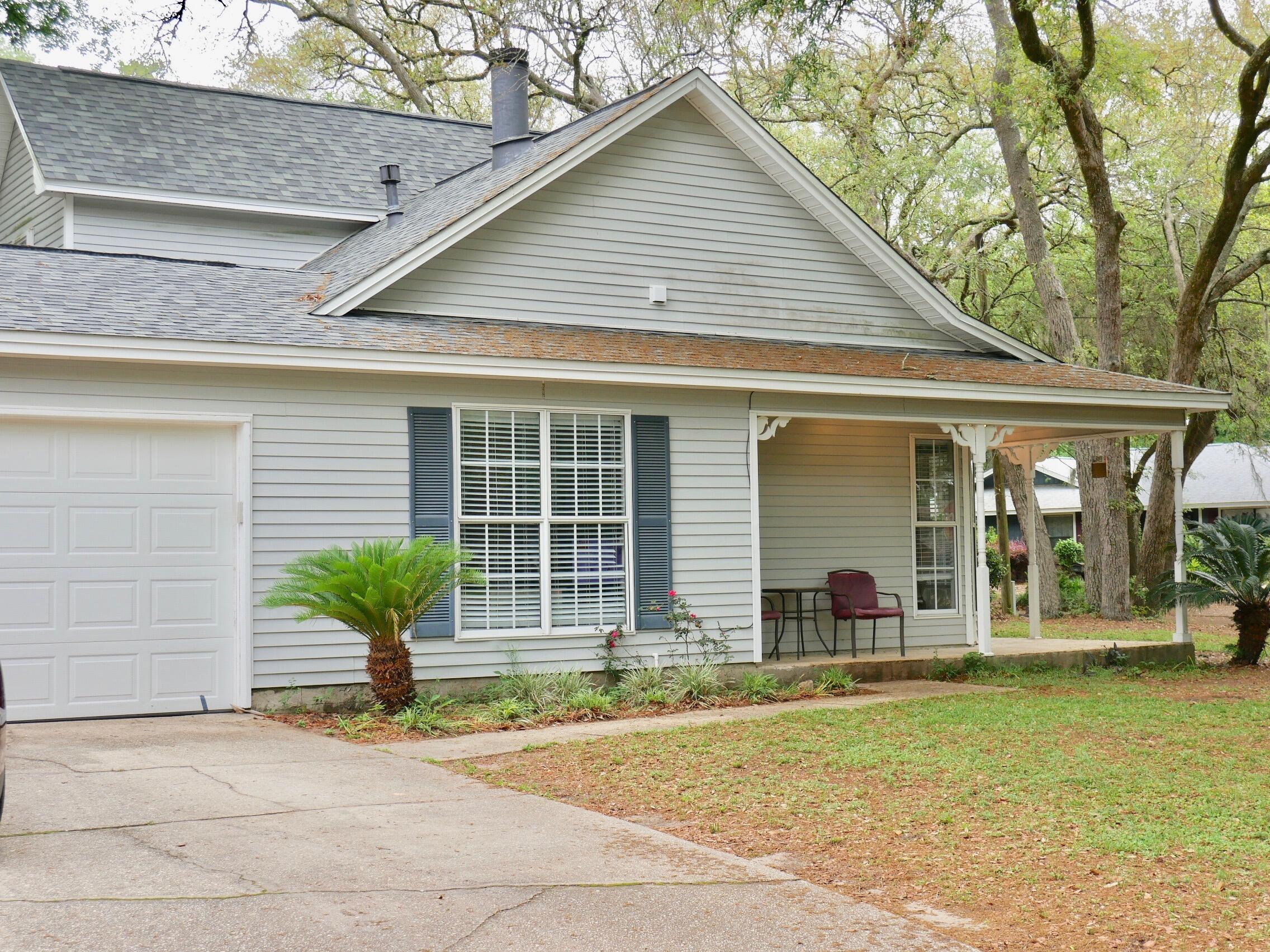 VILLAGE OAKS - Residential