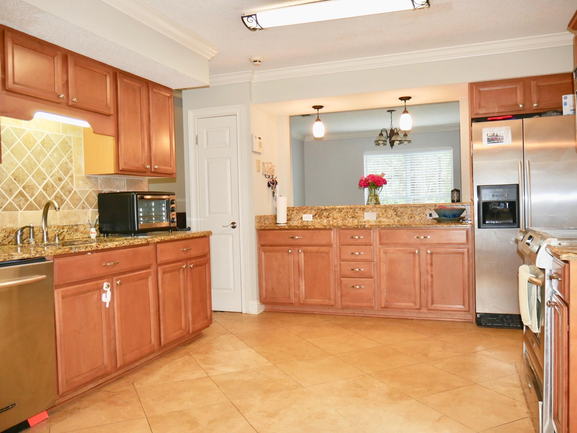 VILLAGE OAKS - Residential