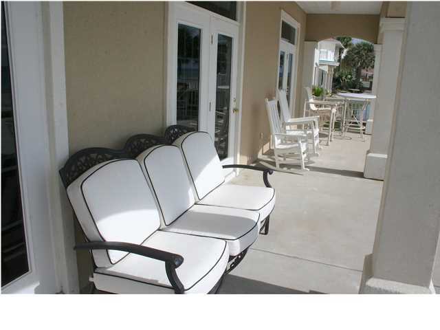 LAGUNA BEACH - Residential