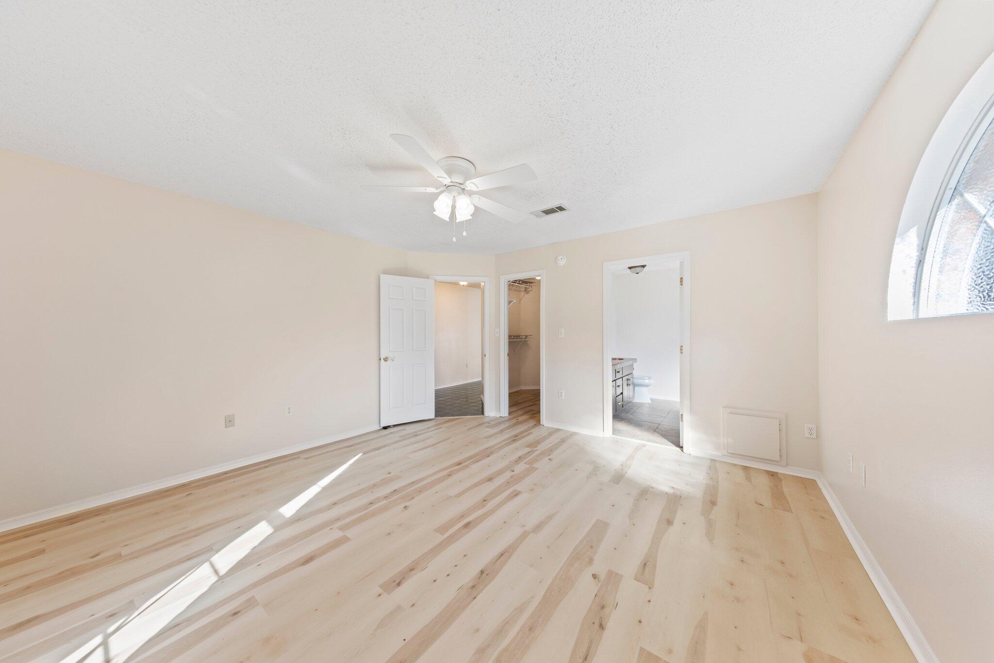 PARKWOOD COVE AT BLUEWATER BAY - Residential Lease