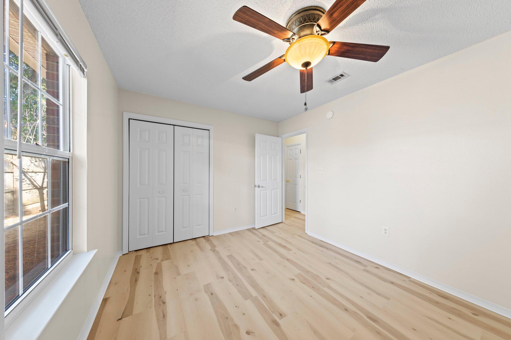 PARKWOOD COVE AT BLUEWATER BAY - Residential Lease