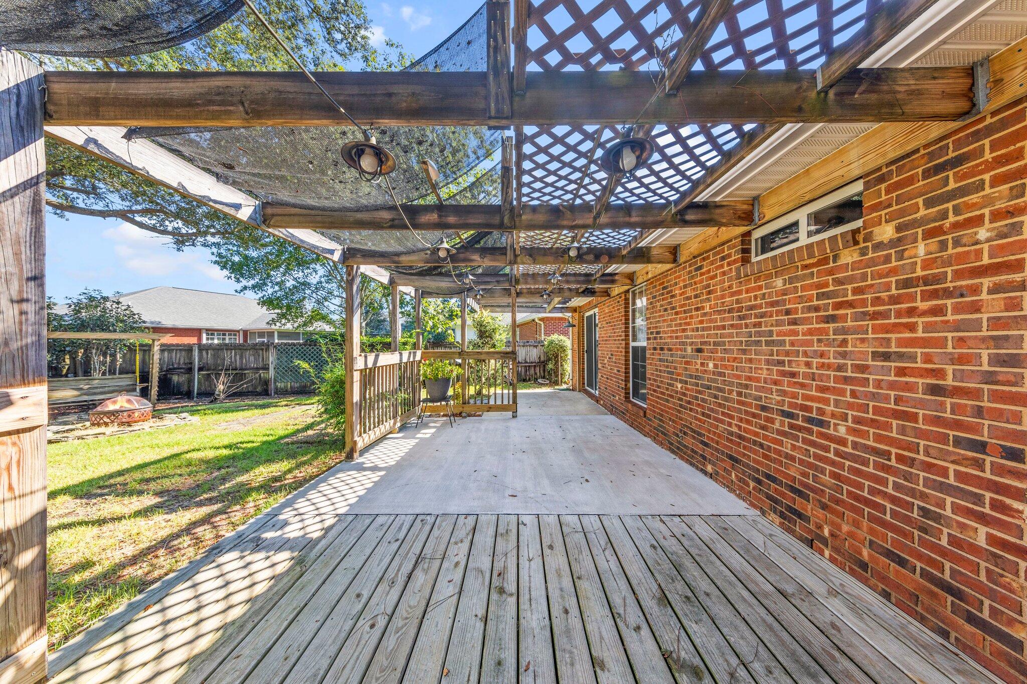 PARKWOOD COVE AT BLUEWATER BAY - Residential Lease