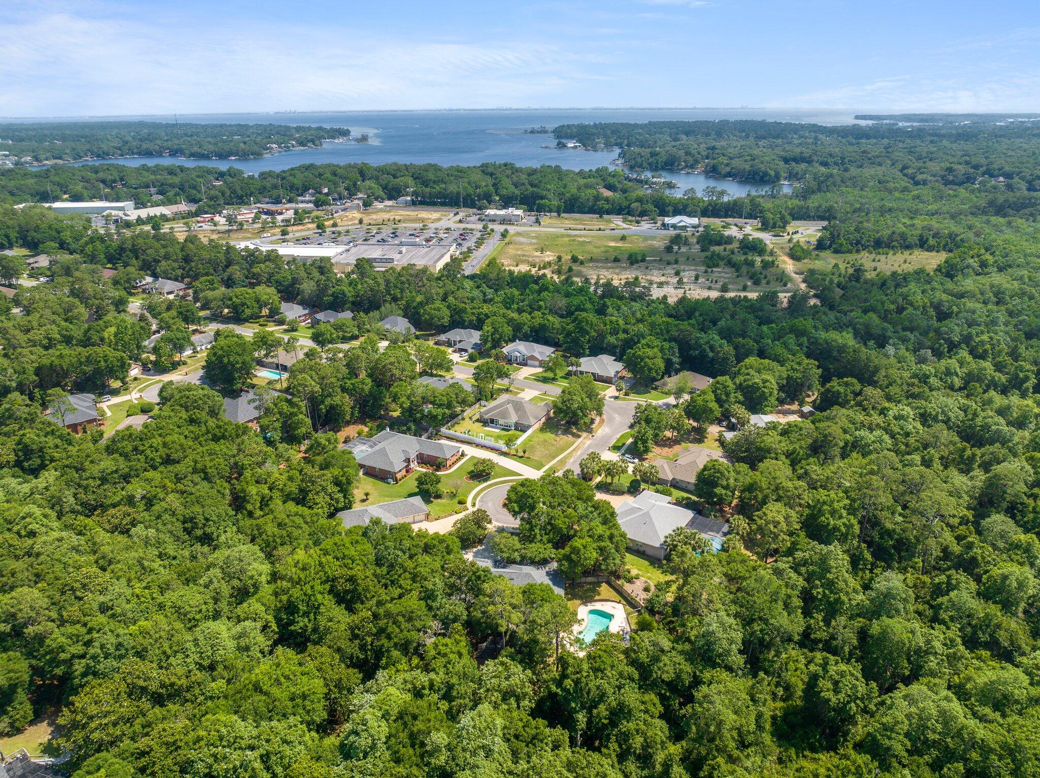 ROCKY BAYOU ESTATES - Residential Lease