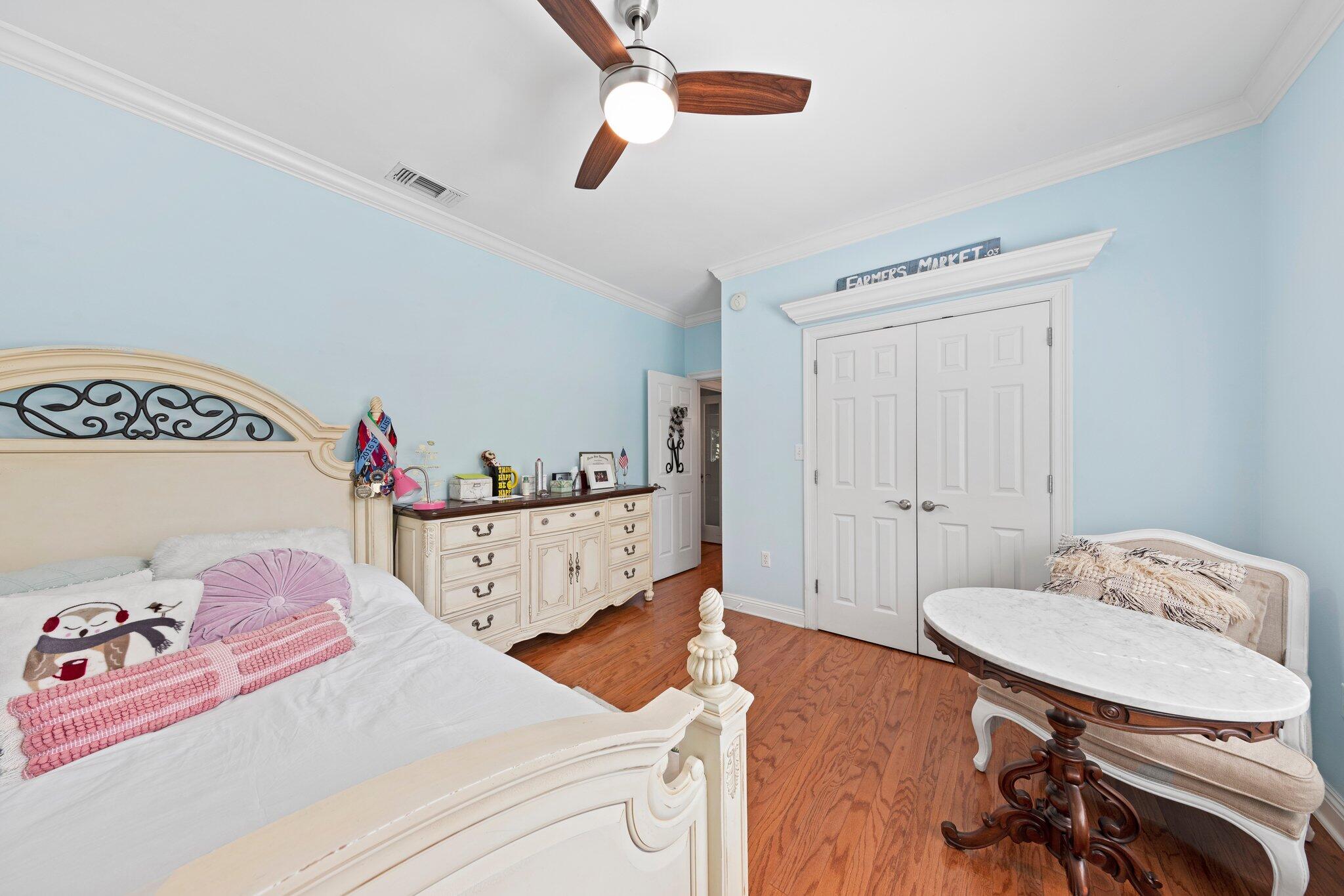 ROCKY BAYOU ESTATES - Residential Lease