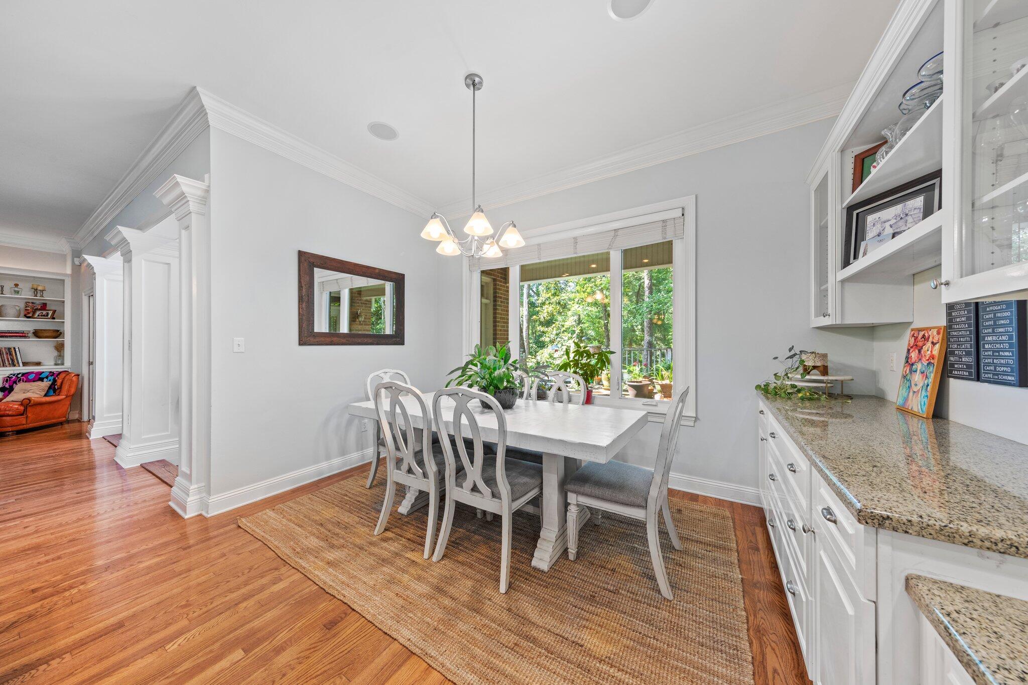 ROCKY BAYOU ESTATES - Residential Lease