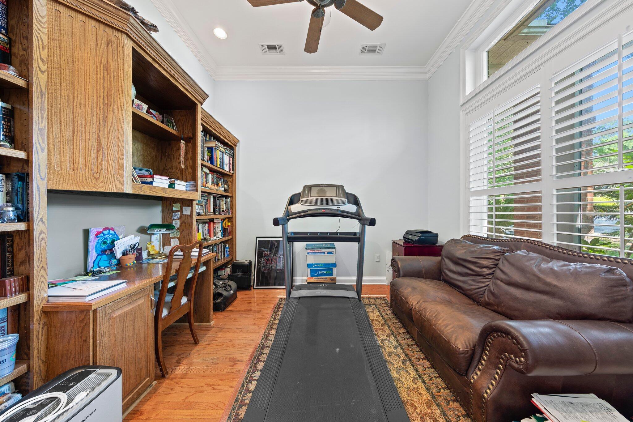 ROCKY BAYOU ESTATES - Residential Lease