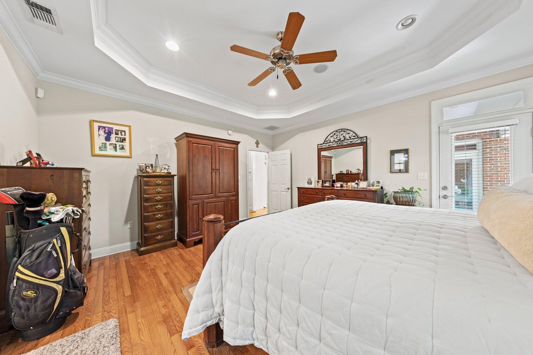 ROCKY BAYOU ESTATES - Residential Lease