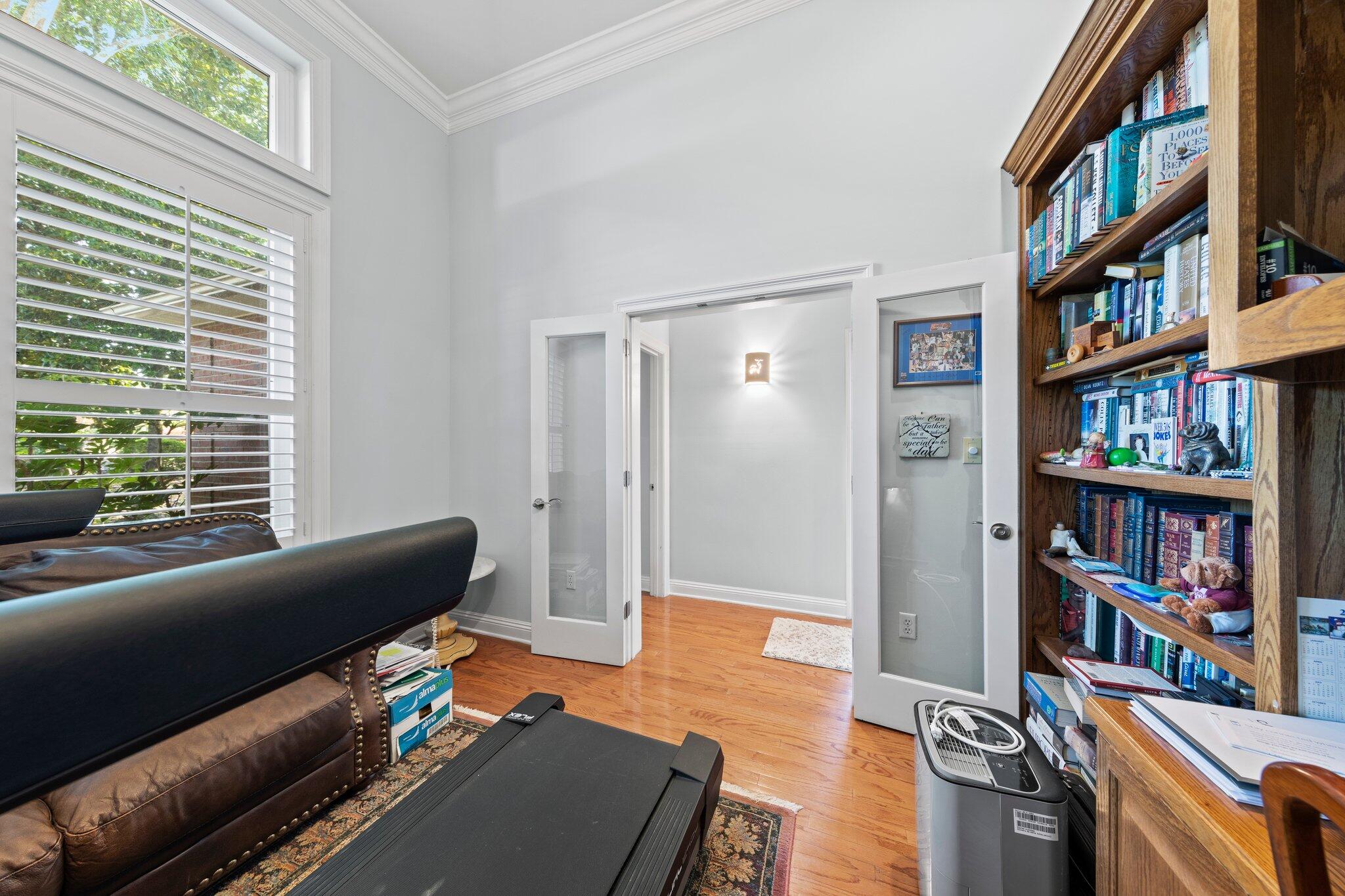 ROCKY BAYOU ESTATES - Residential Lease