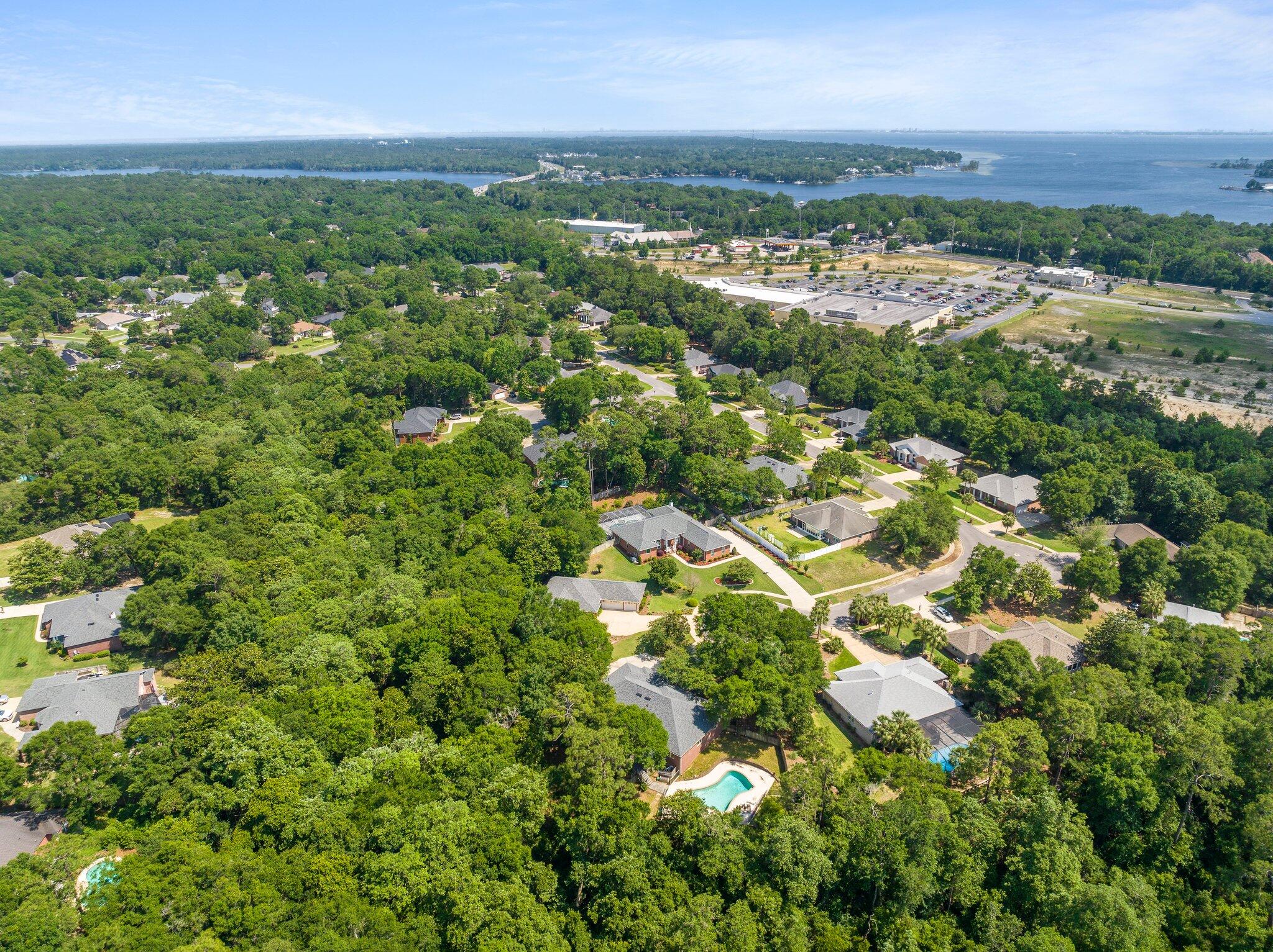 ROCKY BAYOU ESTATES - Residential Lease