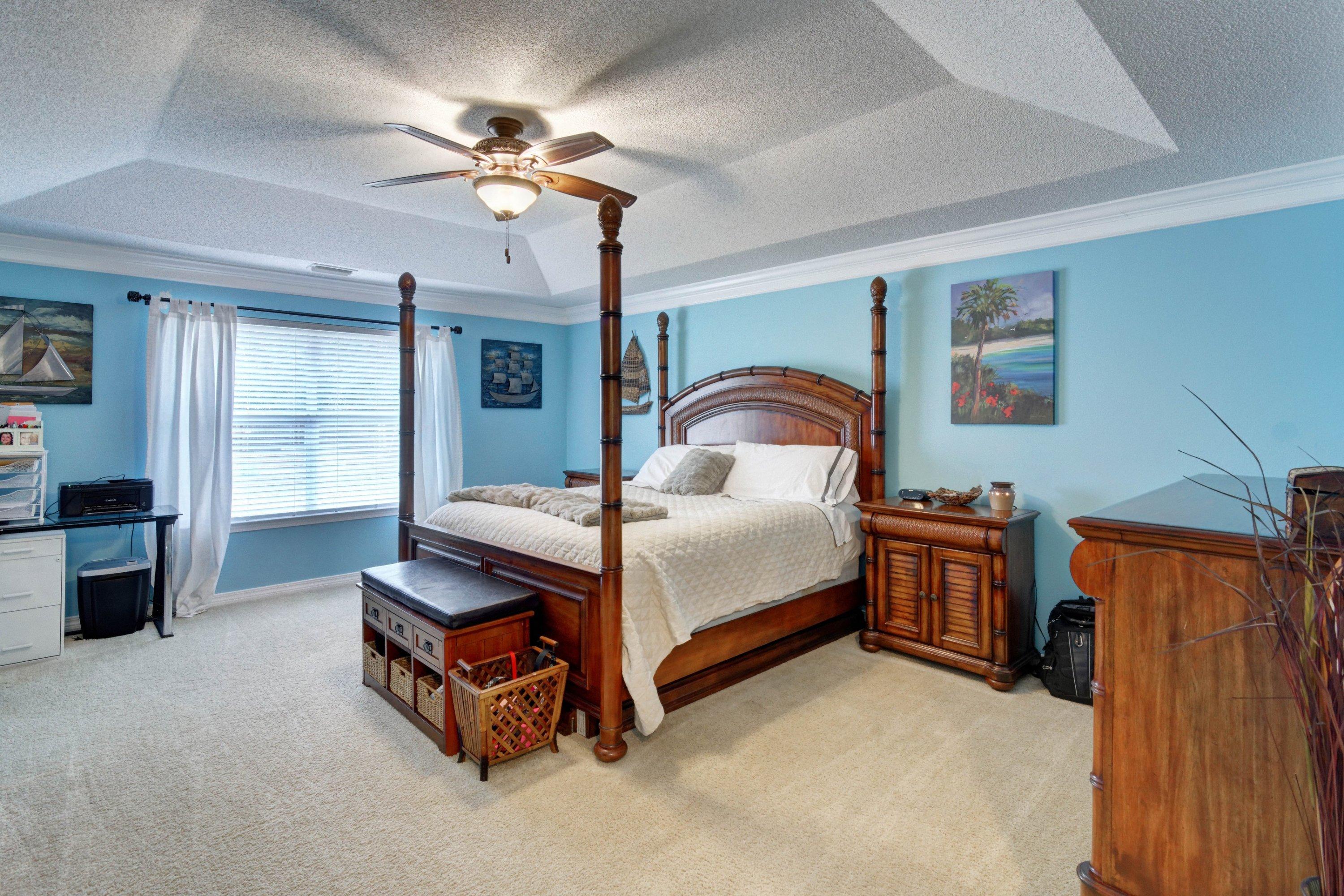 HOLLEY BY THE SEA - Residential