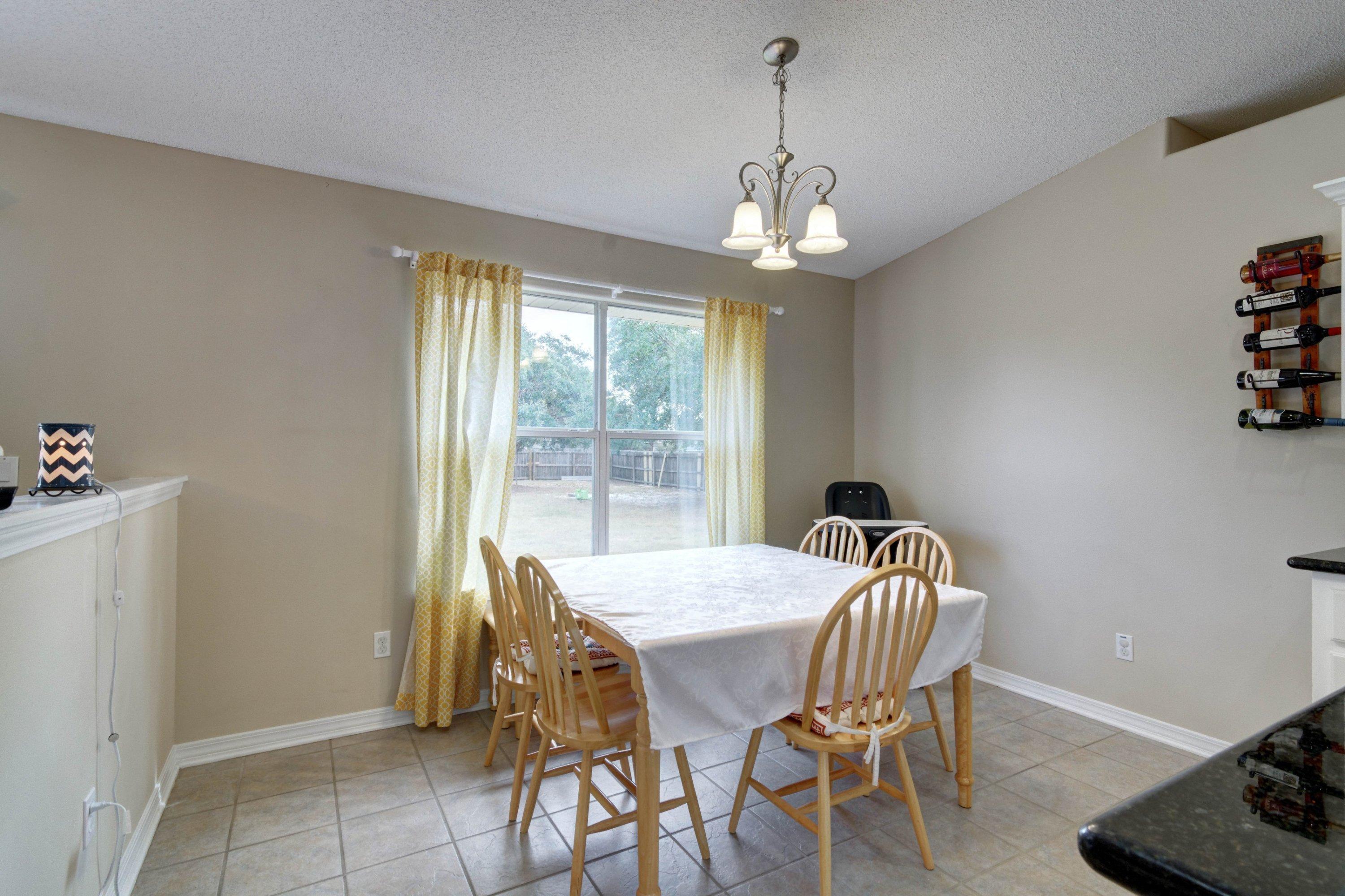 HOLLEY BY THE SEA - Residential