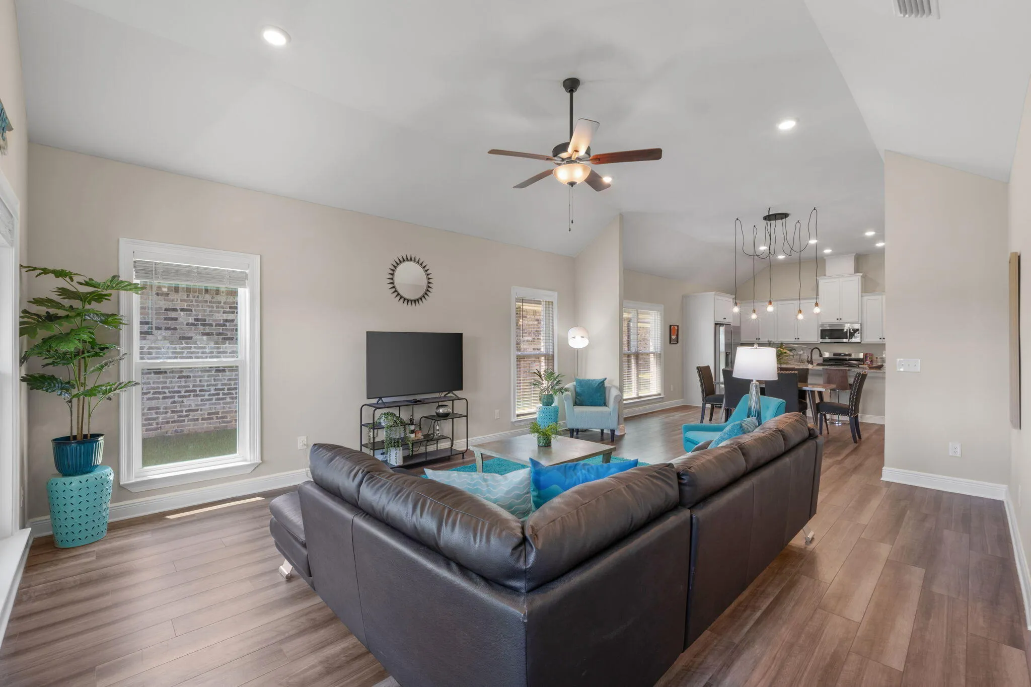 Milton, Florida 32583, United States, 3 Bedrooms Bedrooms, ,2 BathroomsBathrooms,Residential,Active,171618