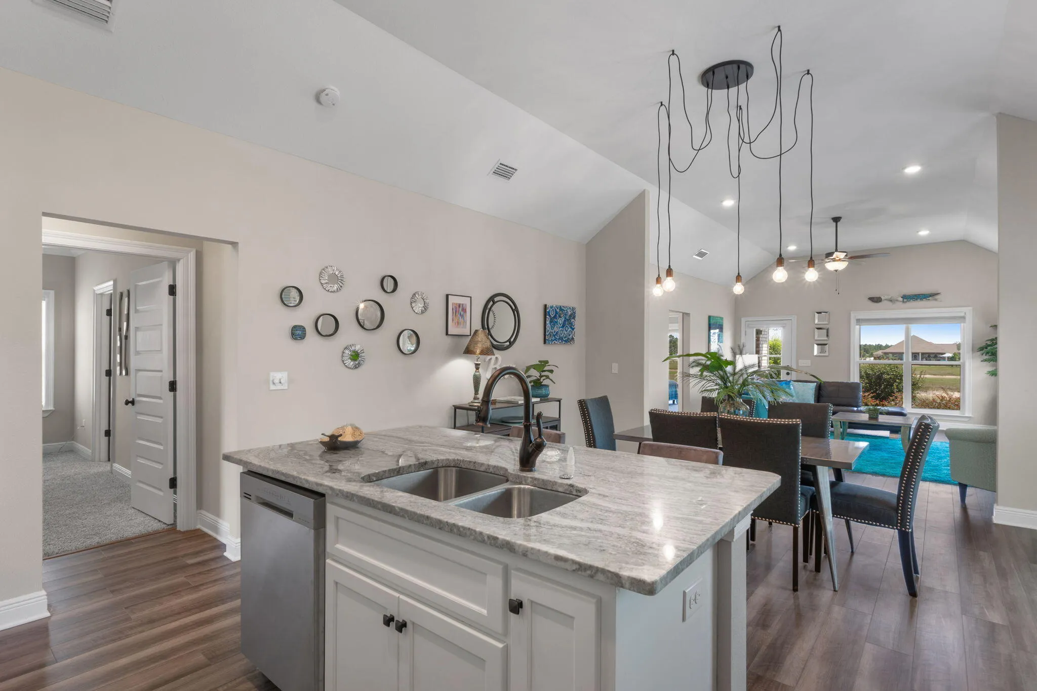 Milton, Florida 32583, United States, 3 Bedrooms Bedrooms, ,2 BathroomsBathrooms,Residential,Active,171618