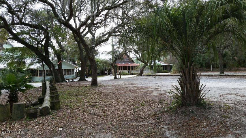 NO RECORDED SUBDIVISION - Land