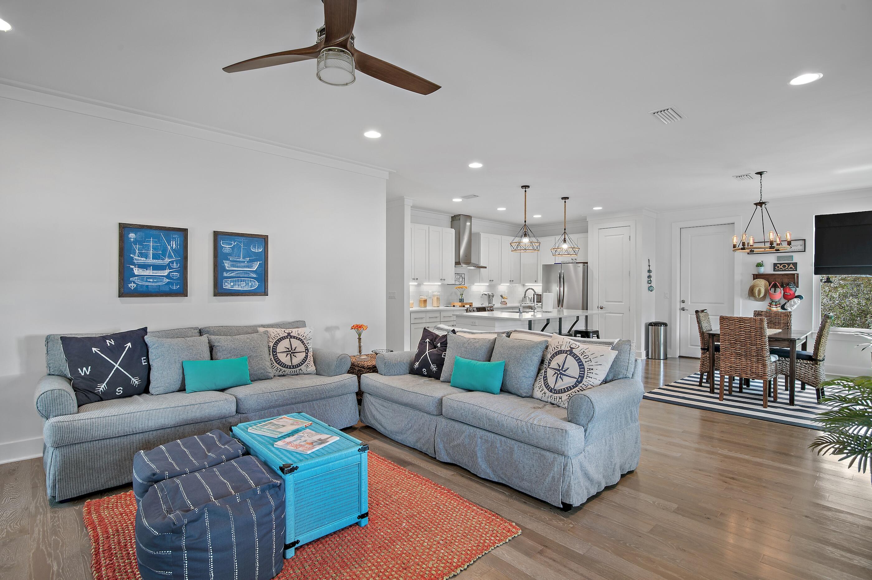 MONARCH ESTATES - Residential