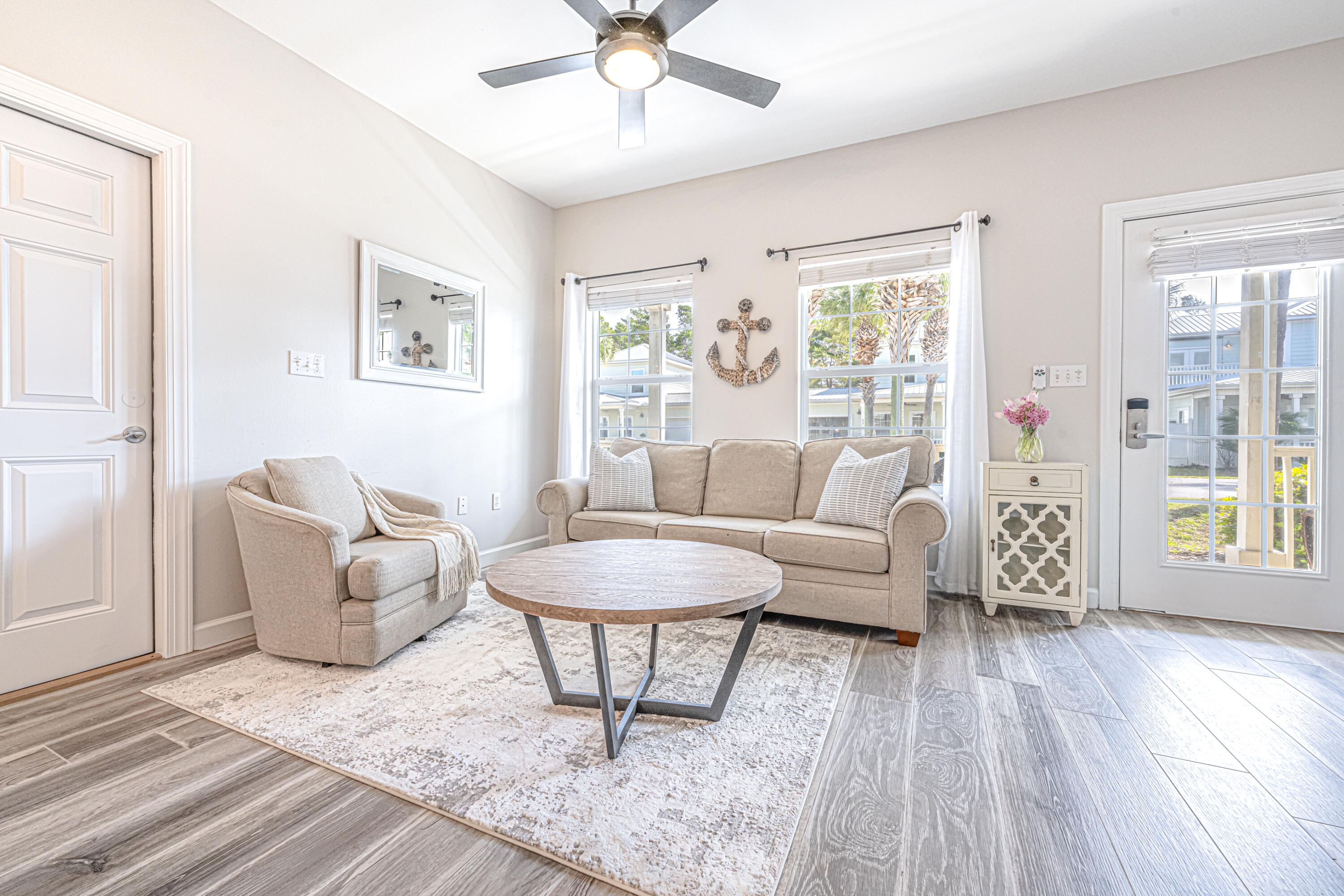 MIRAMAR PALMS - Residential