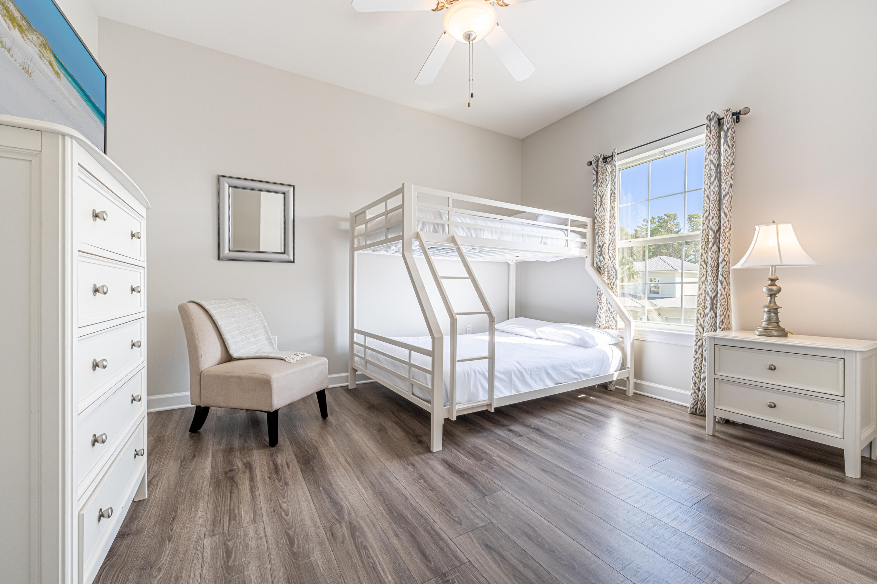 MIRAMAR PALMS - Residential