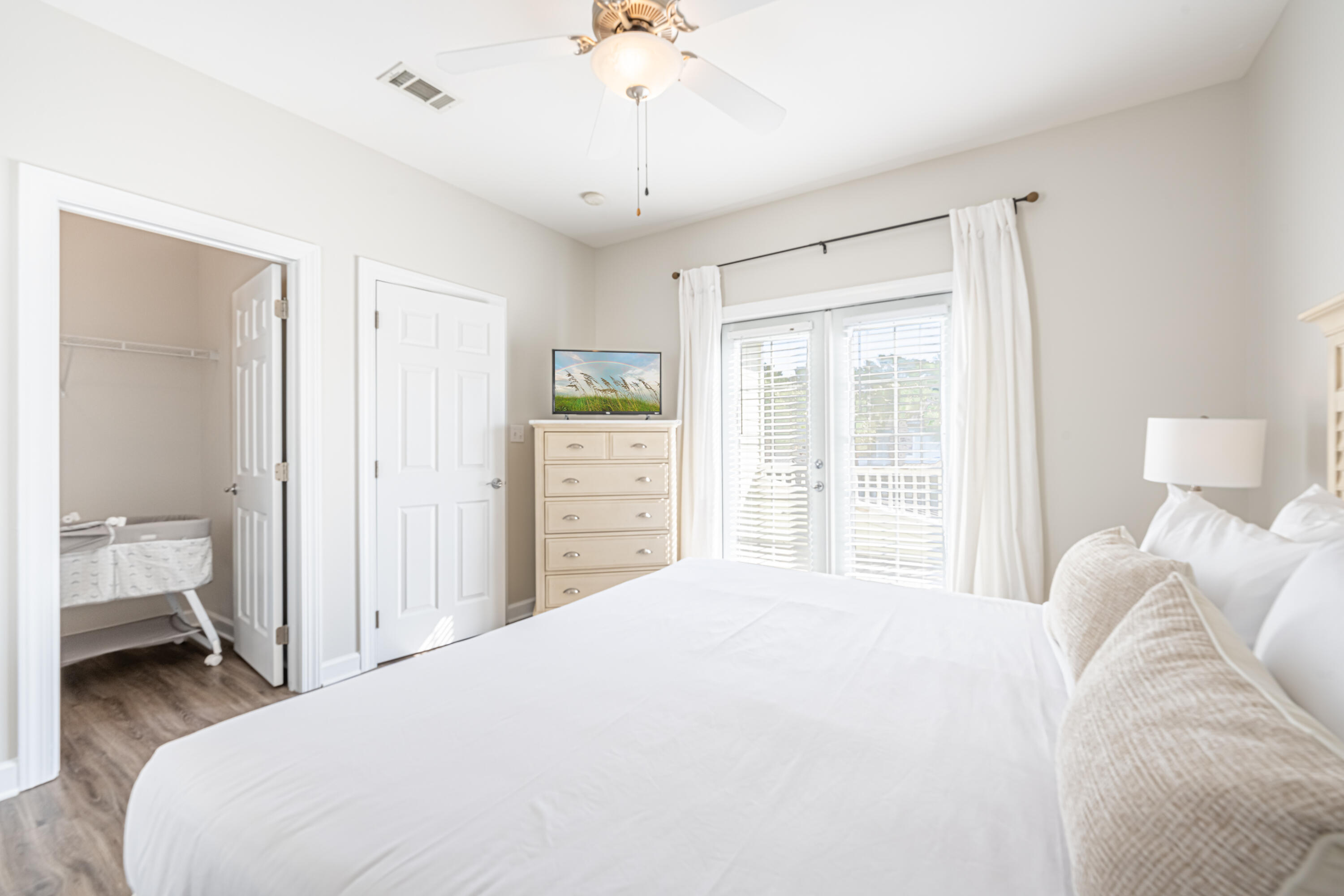 MIRAMAR PALMS - Residential