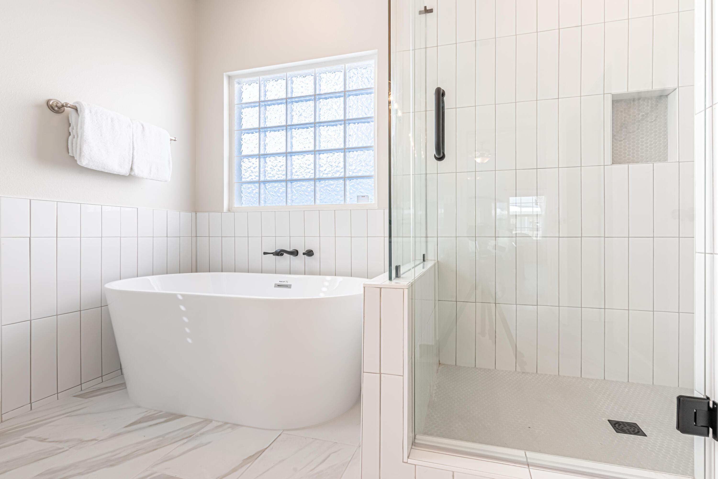 MIRAMAR PALMS - Residential