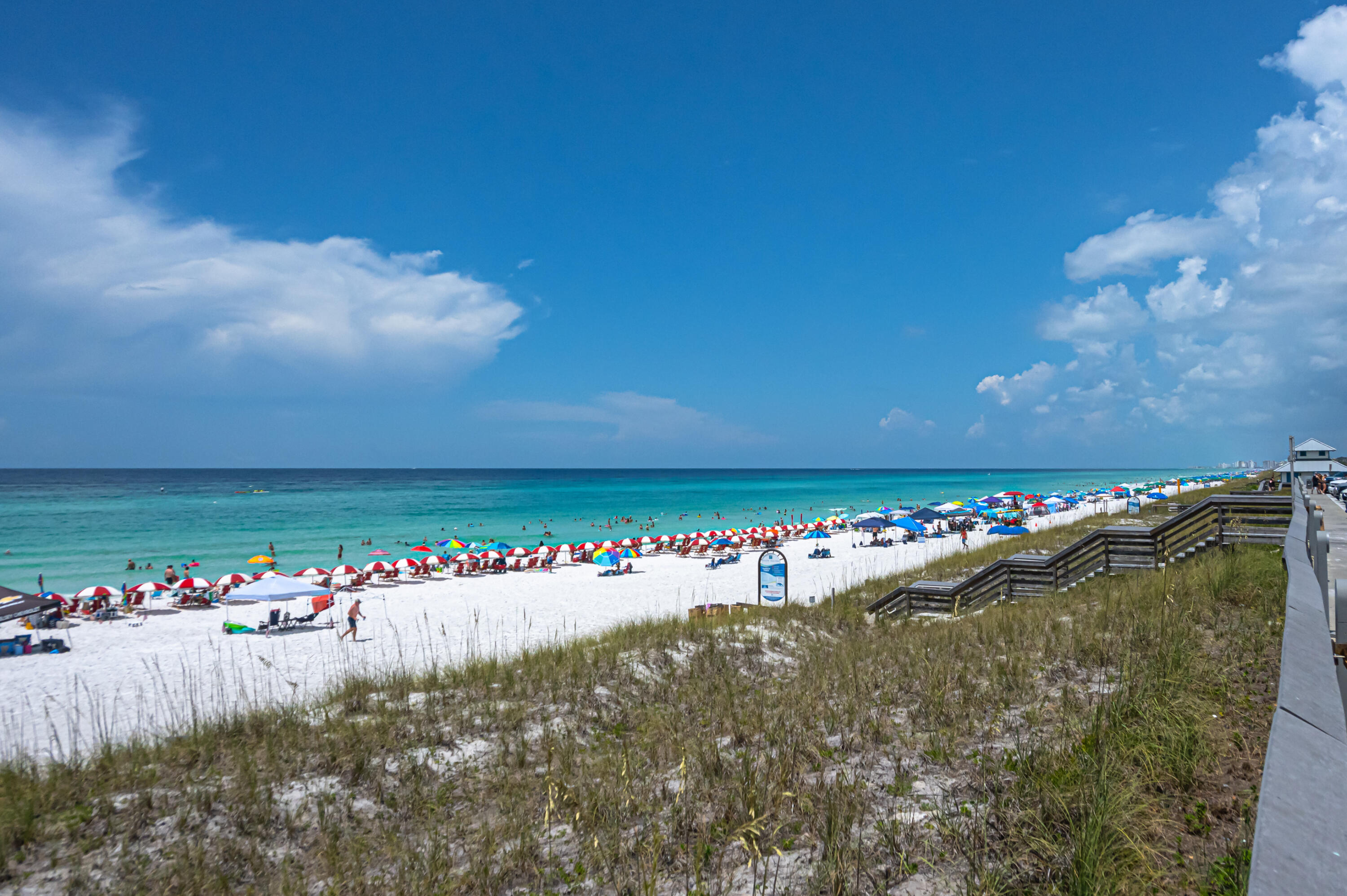 MIRAMAR PALMS - Residential