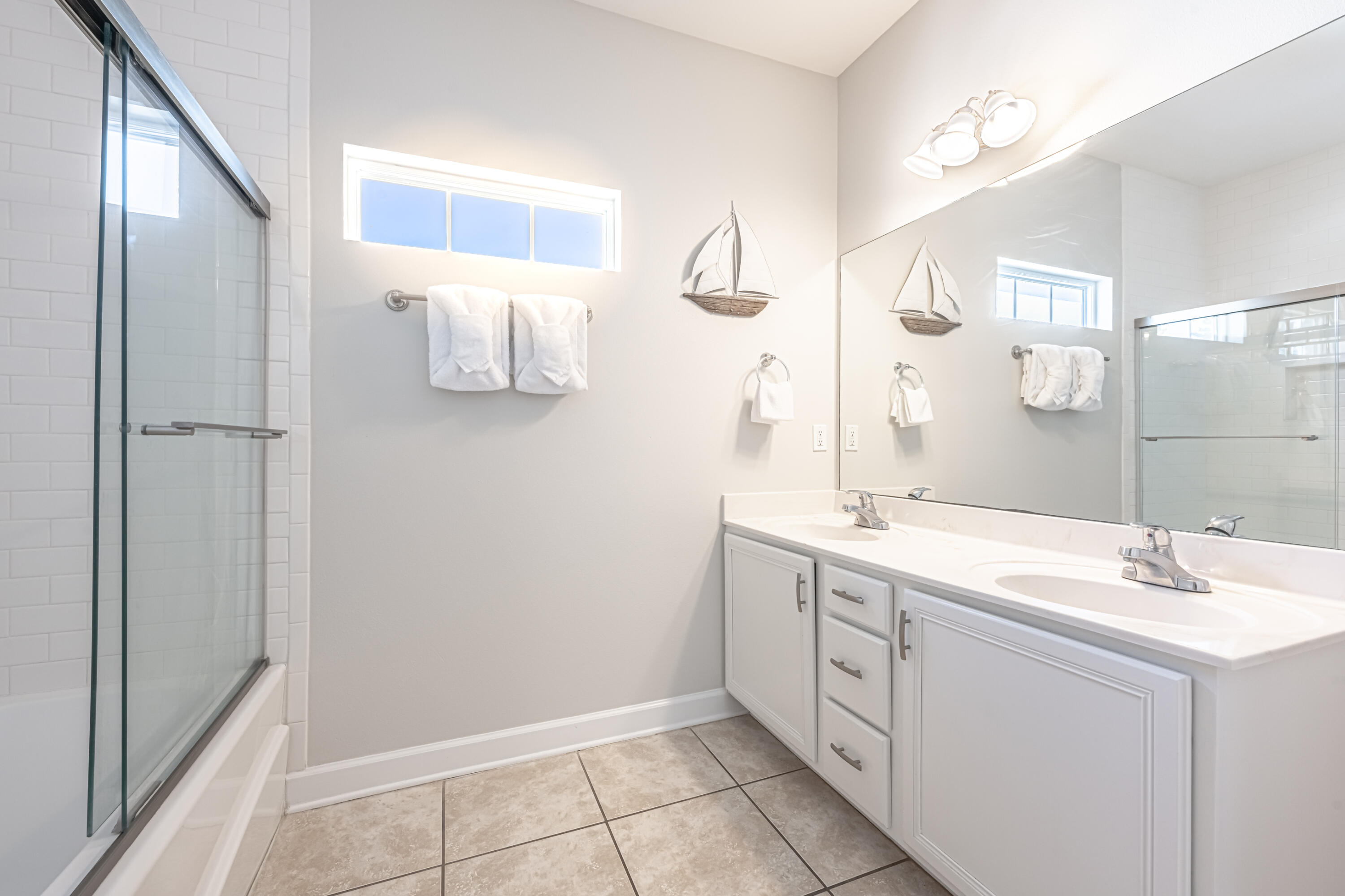 MIRAMAR PALMS - Residential