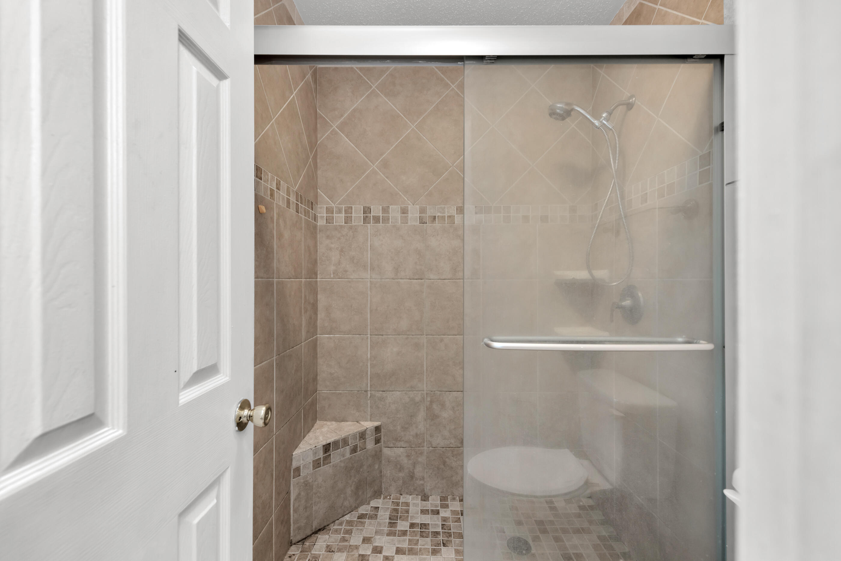 PAGE PLACE 2 - Residential