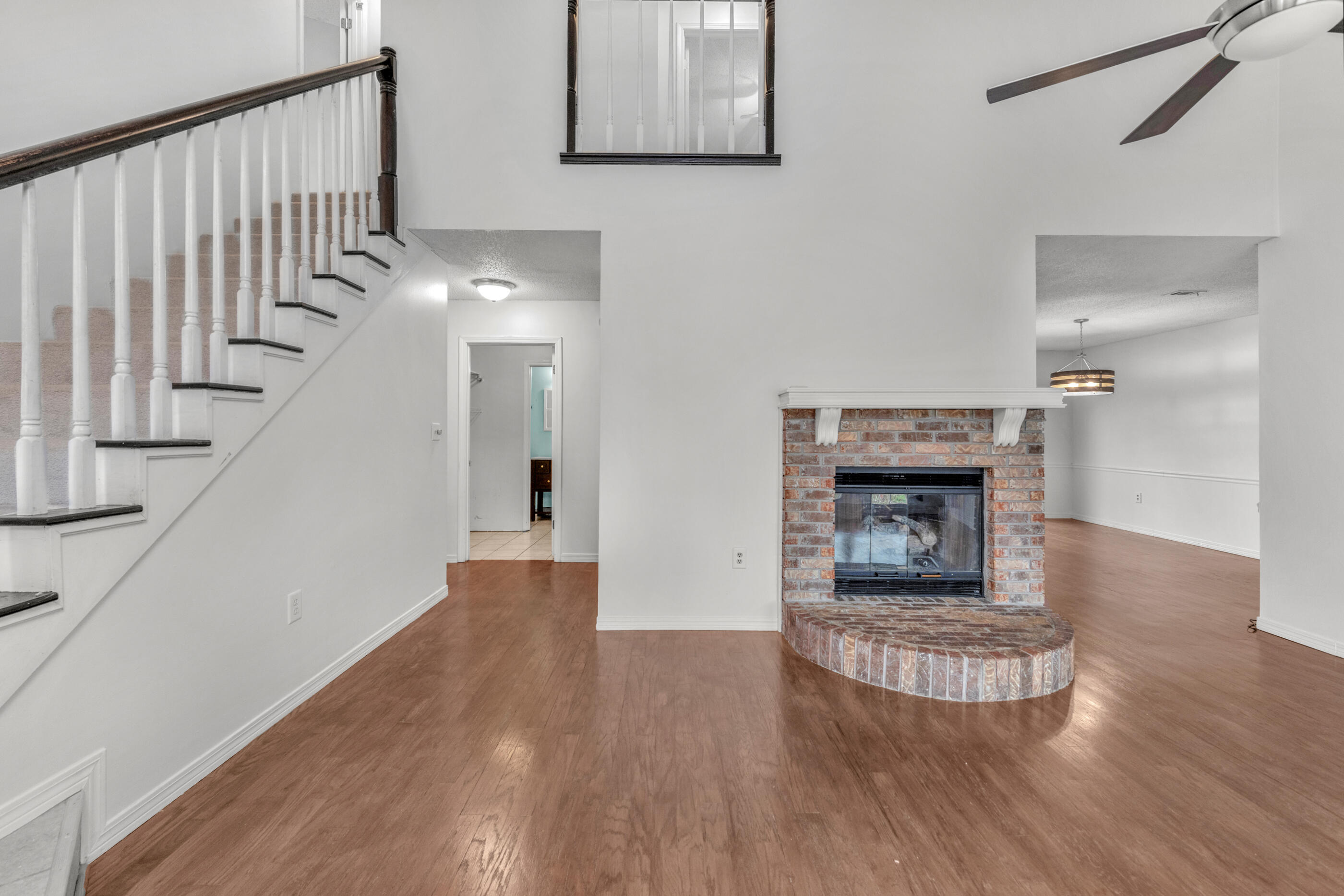 PAGE PLACE 2 - Residential