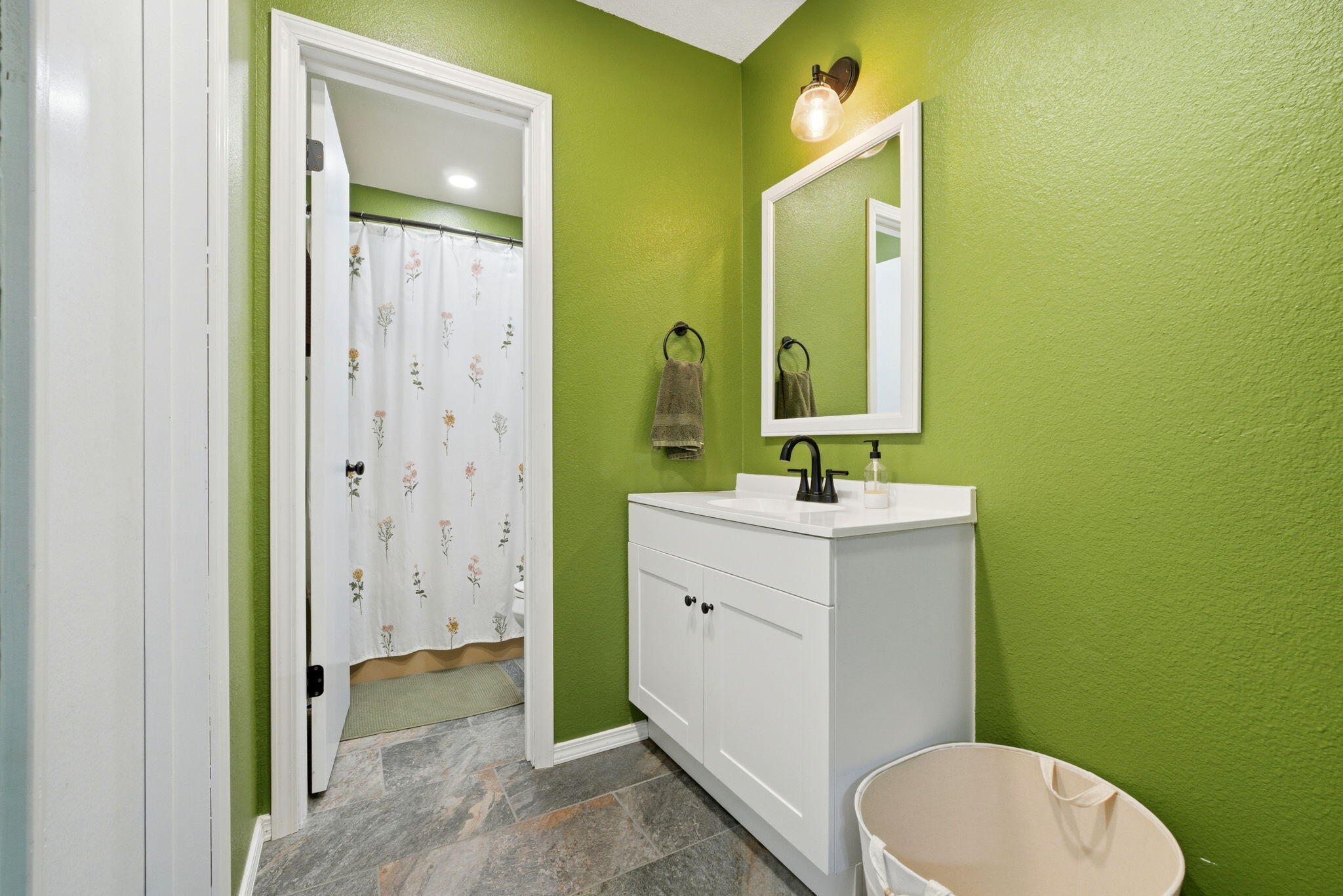 KENNEDY LAKES 1ST ADDN 2 - Residential