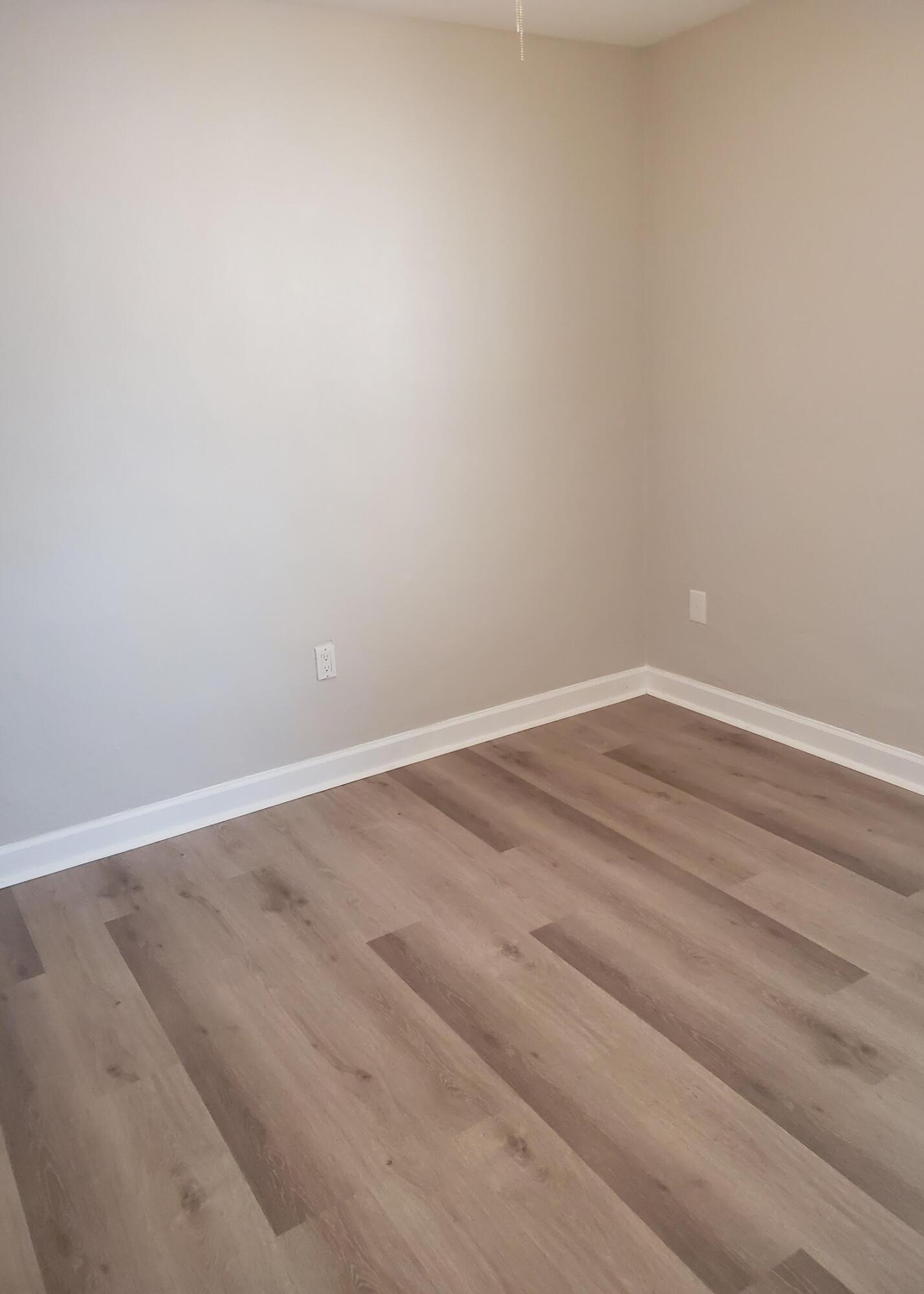 CANTERBURY WOODS - Residential