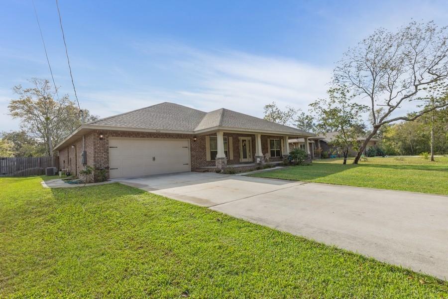 Holley-Navarre - Residential