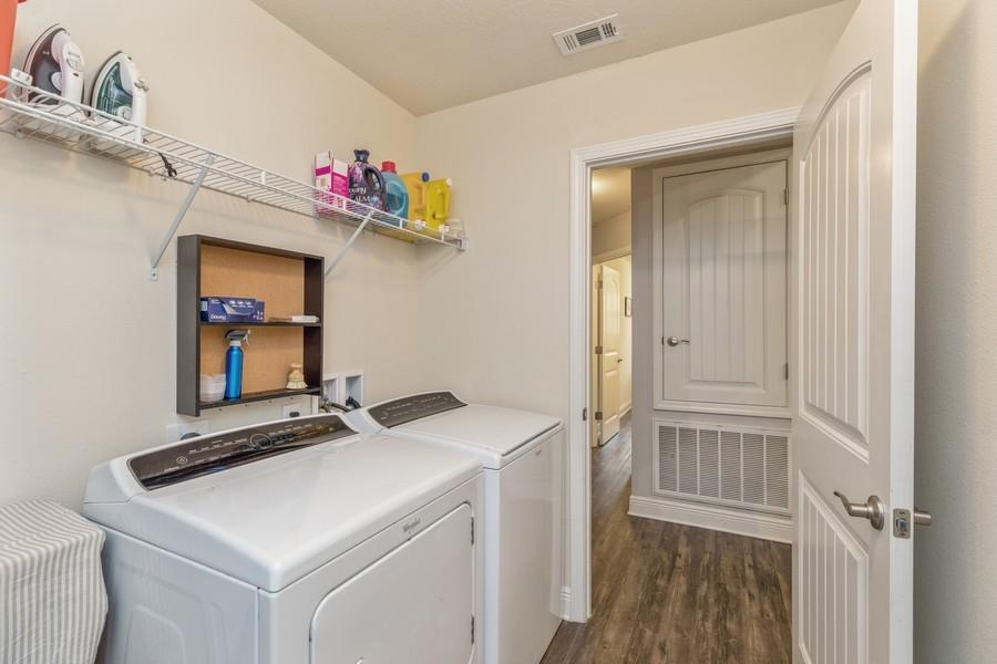 Holley-Navarre - Residential