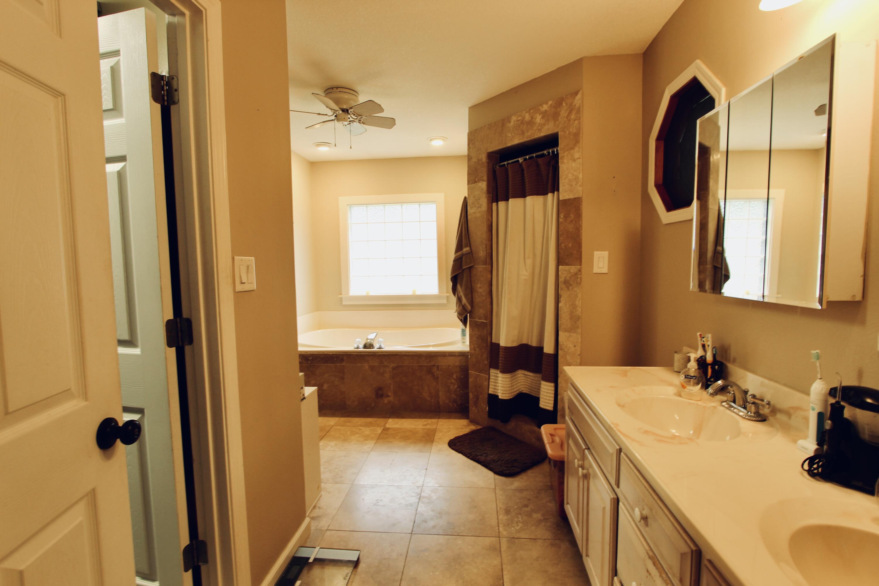 FOXWOOD ESTATES 2 - Residential