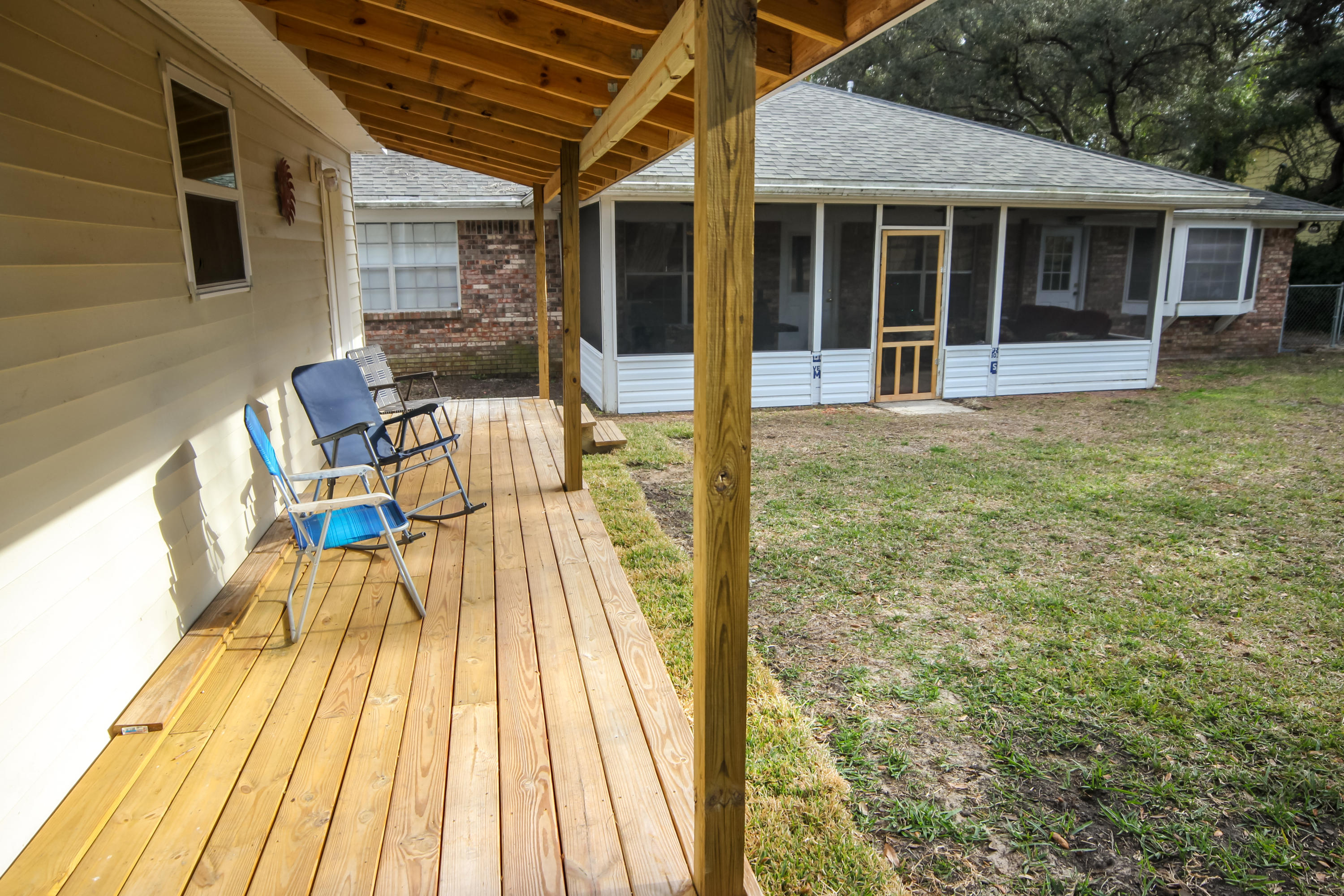 LAKE LORRAINE ESTATES - Residential