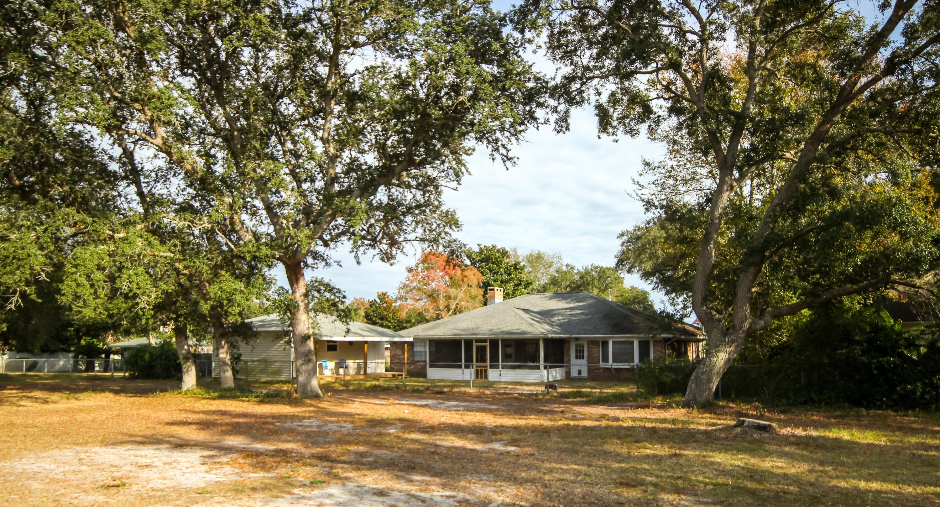 LAKE LORRAINE ESTATES - Residential